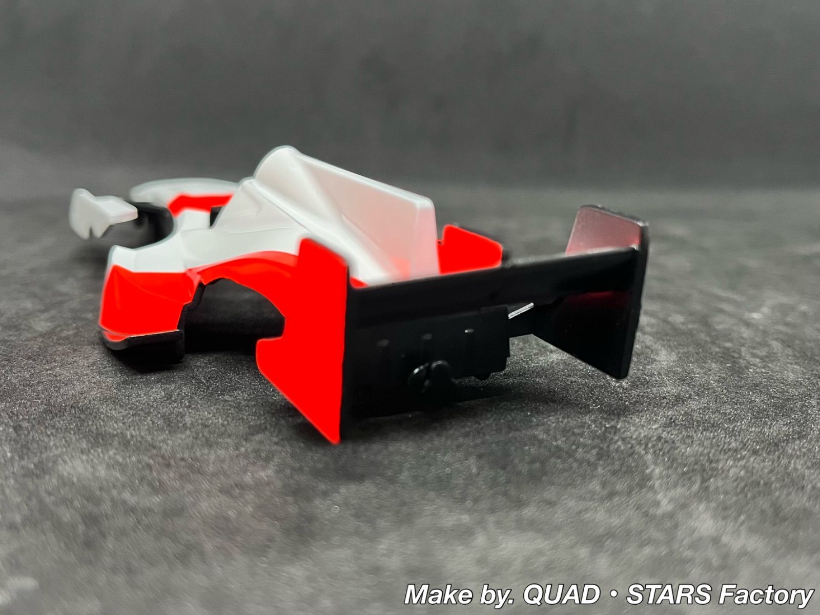 【ミニ四駆・塗装済みボディ】シャドウシャーク／F1スタイル　マクラーレンMP4 ミニ四駆・オリジナル塗装ボディ】シャドウシャーク／F1スタイル