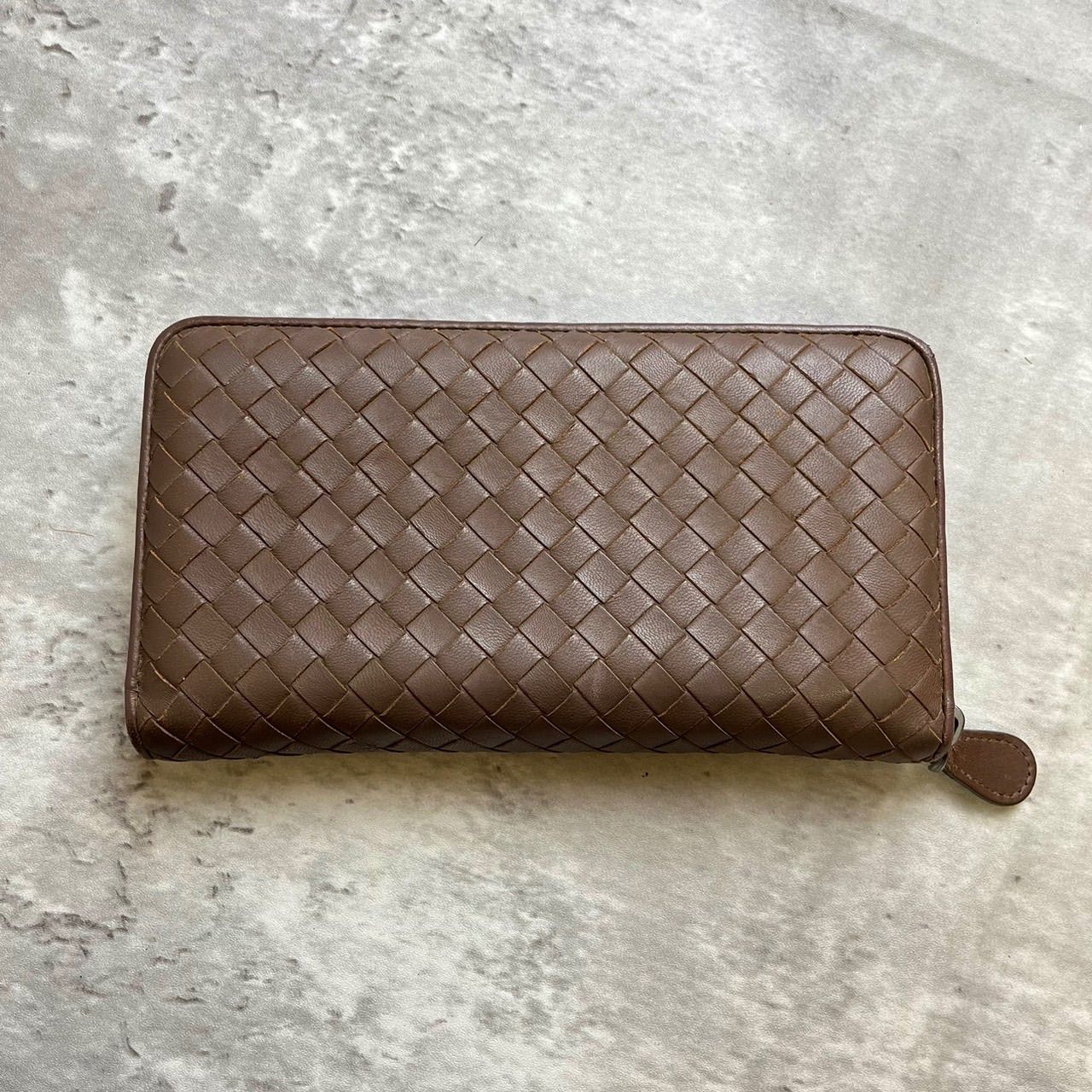 ✨良品✨bottega veneta ボッテガヴェネタ 長財布 ロングウォレット ラウンドジップ イントレチャート ロゴ型押し レザー ブラウン  メンズ レディース ユニセックス - メルカリ