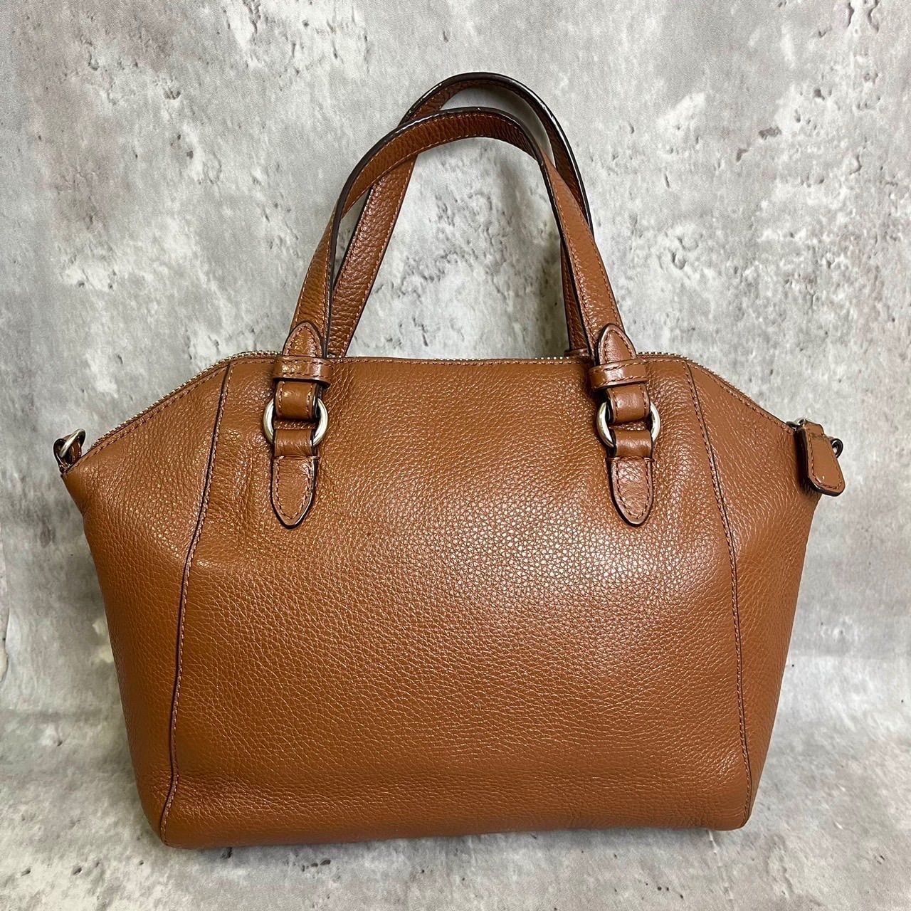 極美品 COACH レザー ショルダーバッグ レイラ 斜め掛け 2way 紺 美品 コーチ ハンド&ショルダーバッグ2way 斜め掛け オールレザー