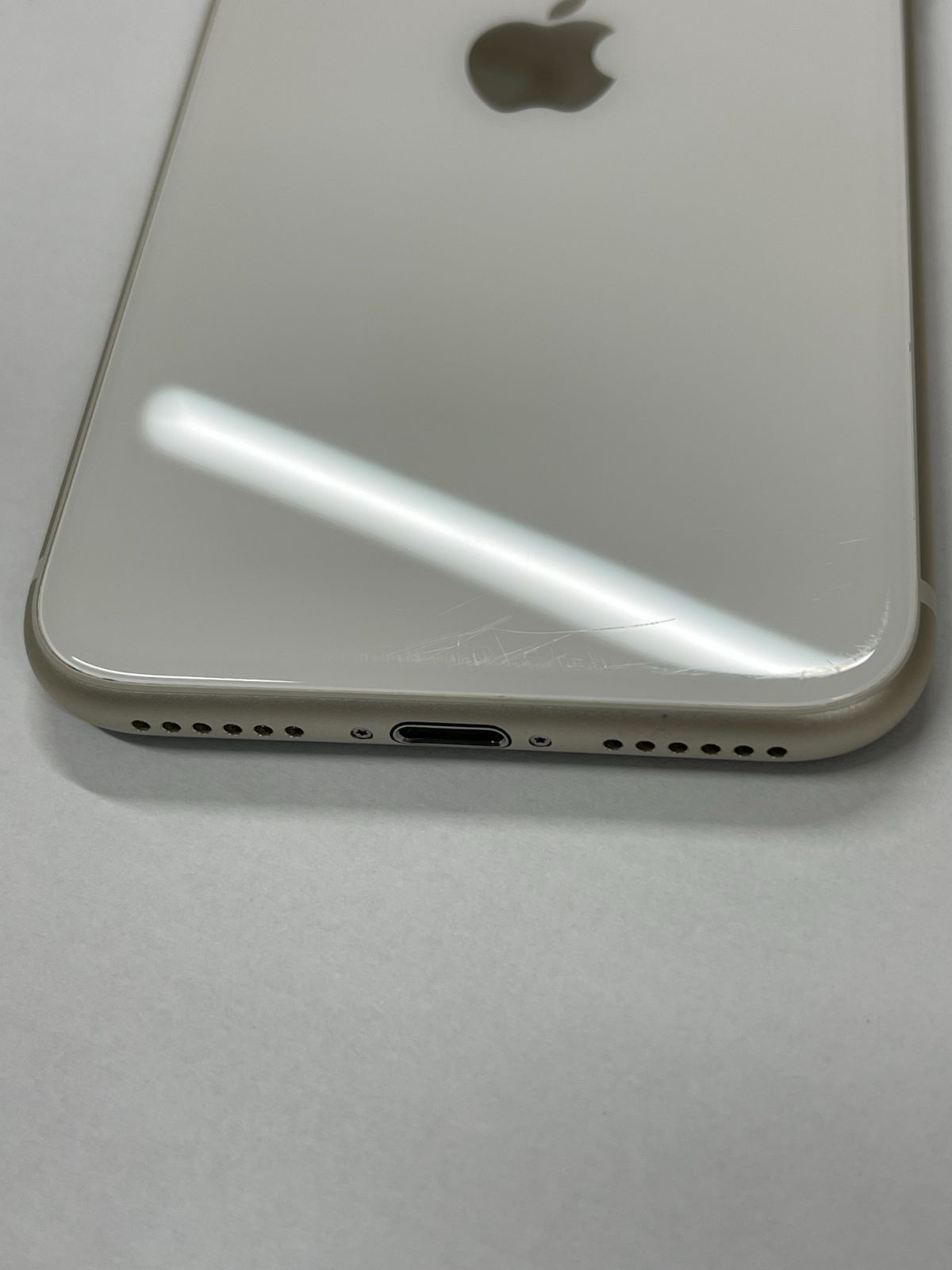 値下げ・美品】iPhoneSE3/64GB/WH【ランクA】電池残94％② - メルカリ