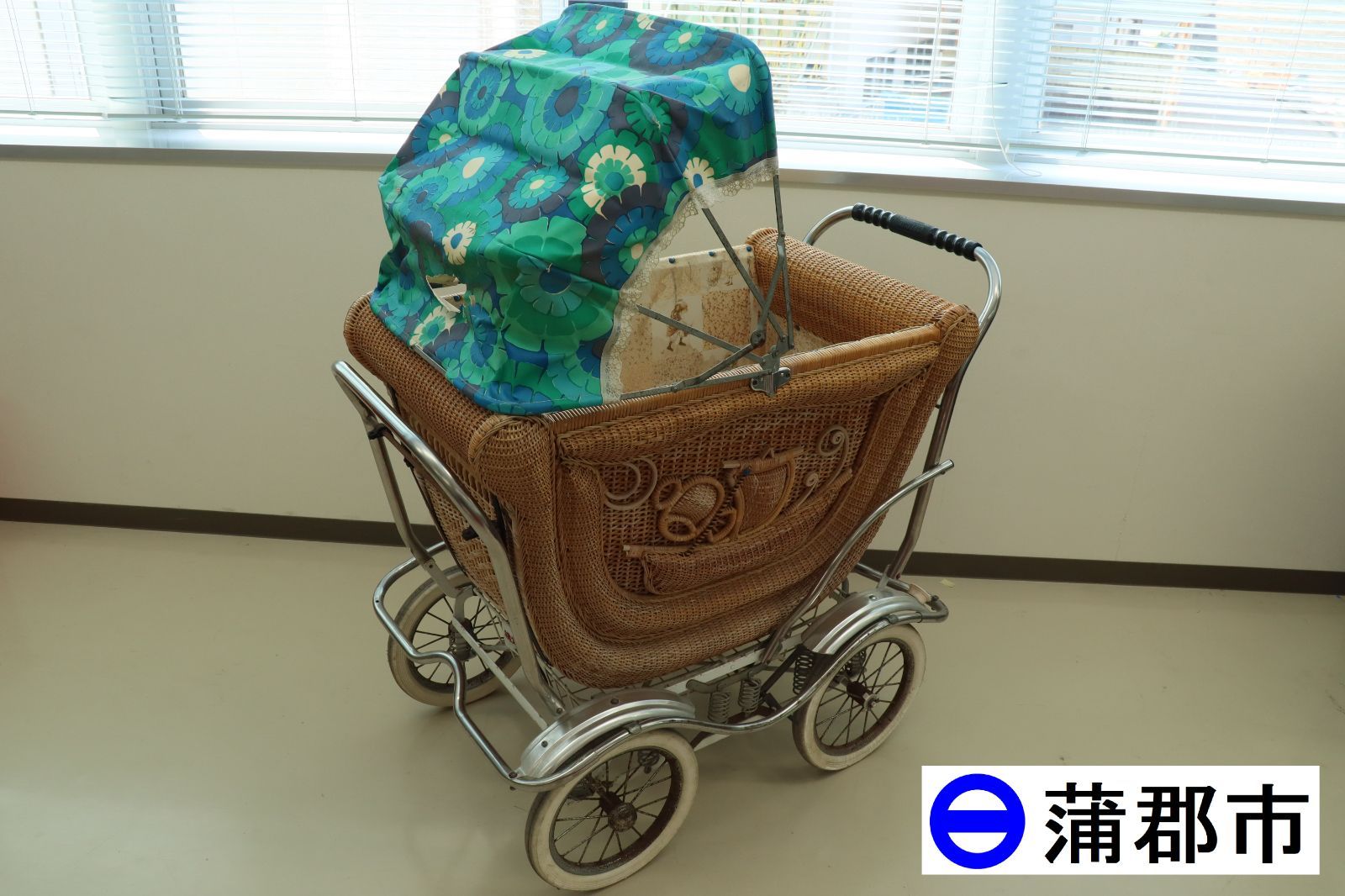 【現地引取のみ、リユース品】乳母車