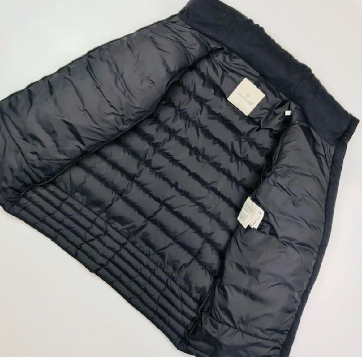 美品☆MONCLER・モンクレール LEUCATE レディース ブランド