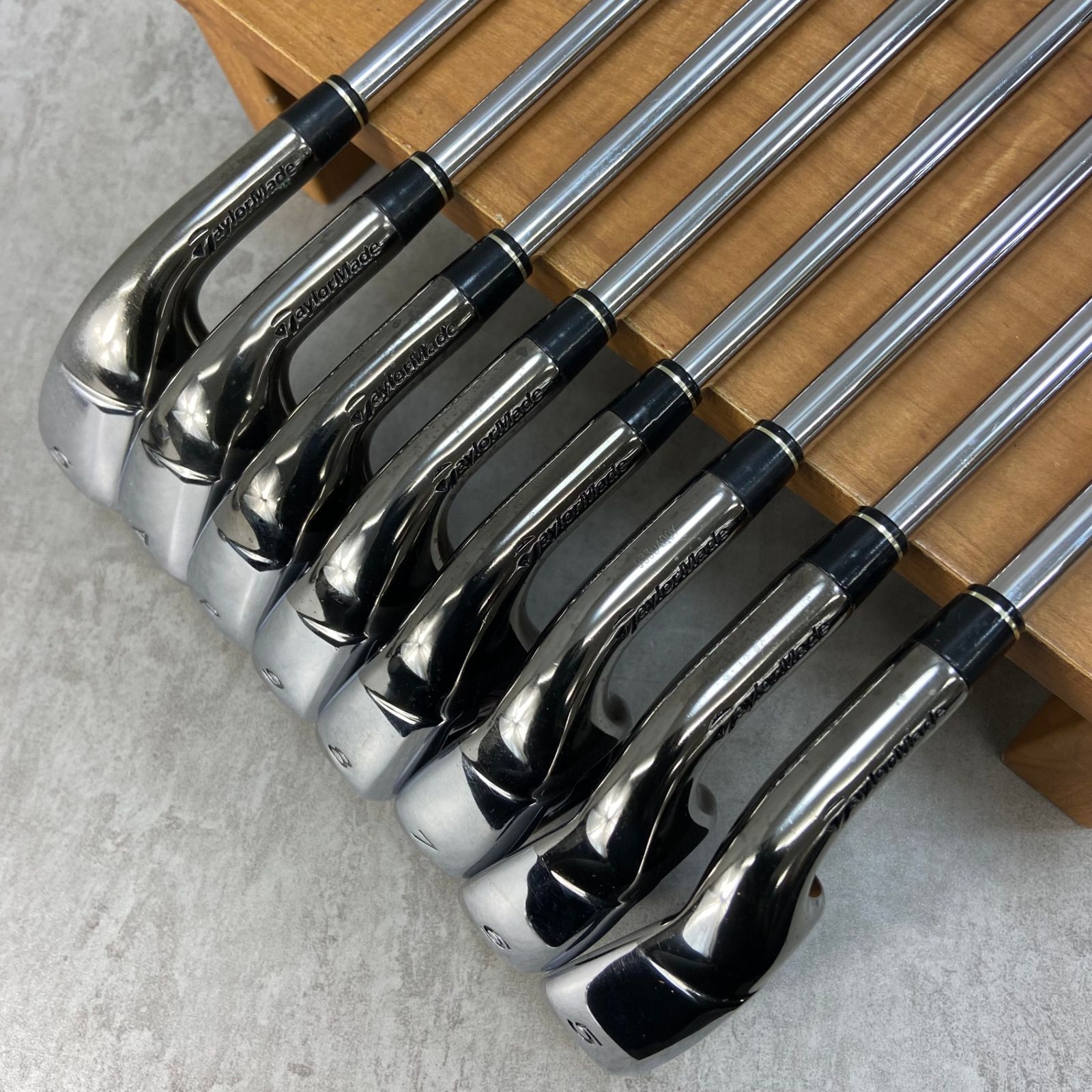 テーラーメイド バーナー メンズゴルフ アイアンセット 8本 S 右利き用 TaylorMade BURNER