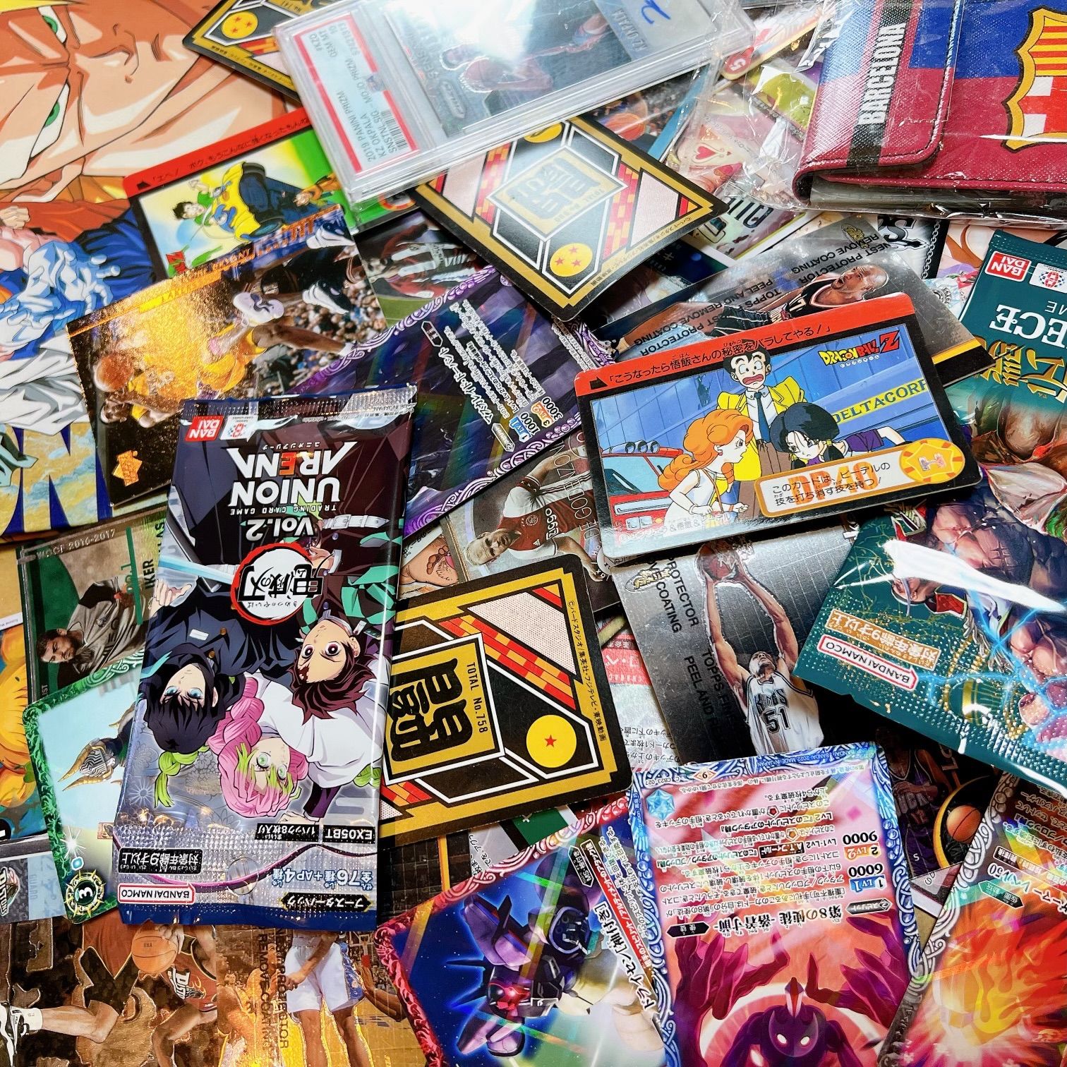 ☆早い者勝ち☆1箱5万円以上の価値☆数量限定☆トレカ大量☆まとめ売り