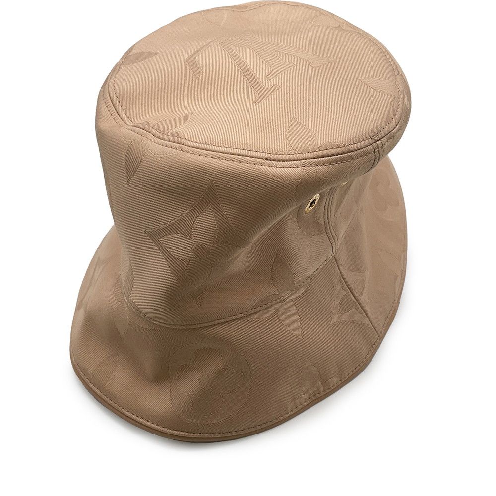 バケットハット