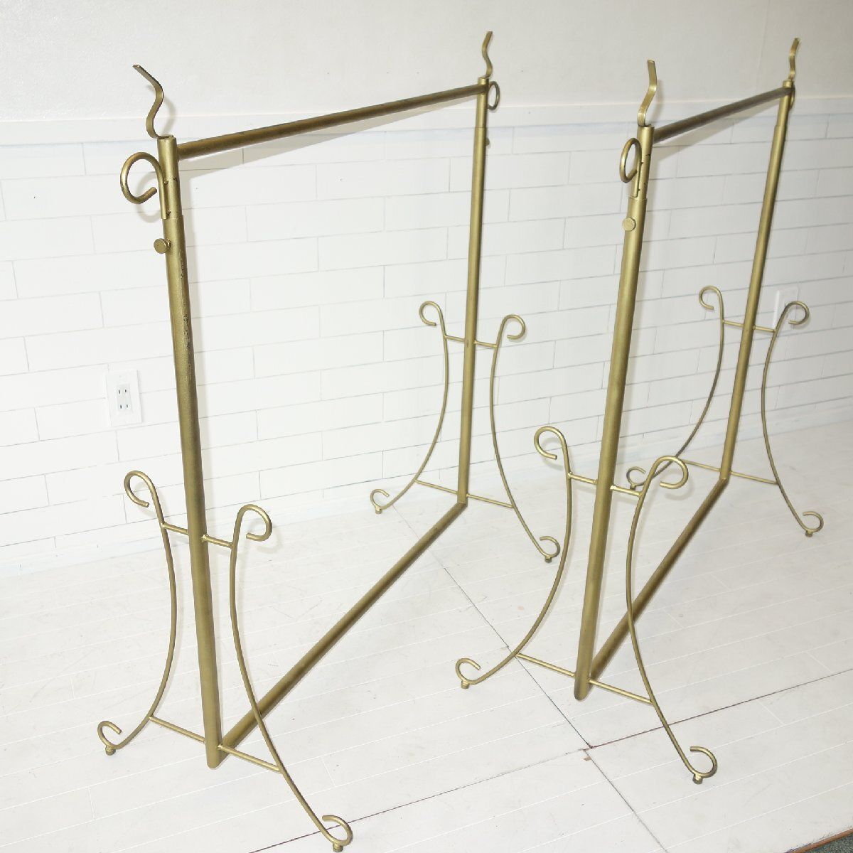 2台セット】アンティークスチールハンガーラック アンティークゴールド