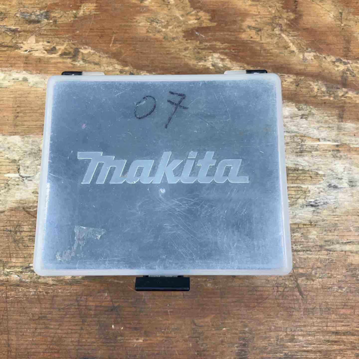 マキタ makita