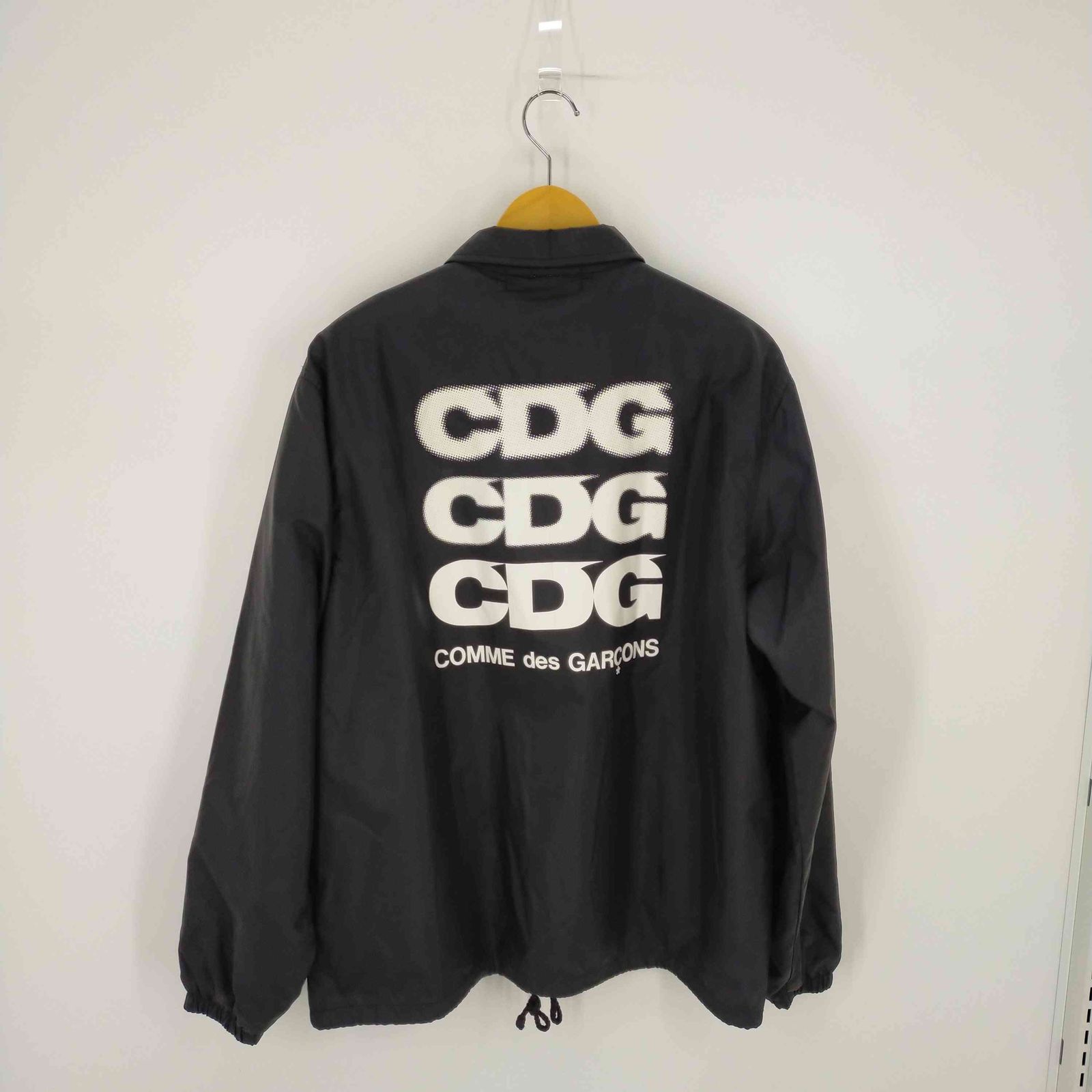 グッドデザインショップコムデギャルソン GOOD DESIGN SHOP COMME des GARCONS AD2016  バックプリントナイロンコーチジャケット メンズ JPN：L - メルカリ