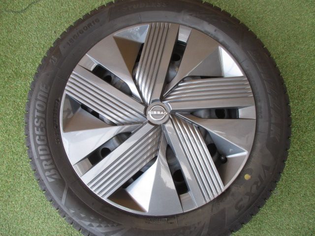 み 日産純正スチール ノート 185 60R16 スタッドレスタイヤ４本SET E12 E13 ノートオーラ