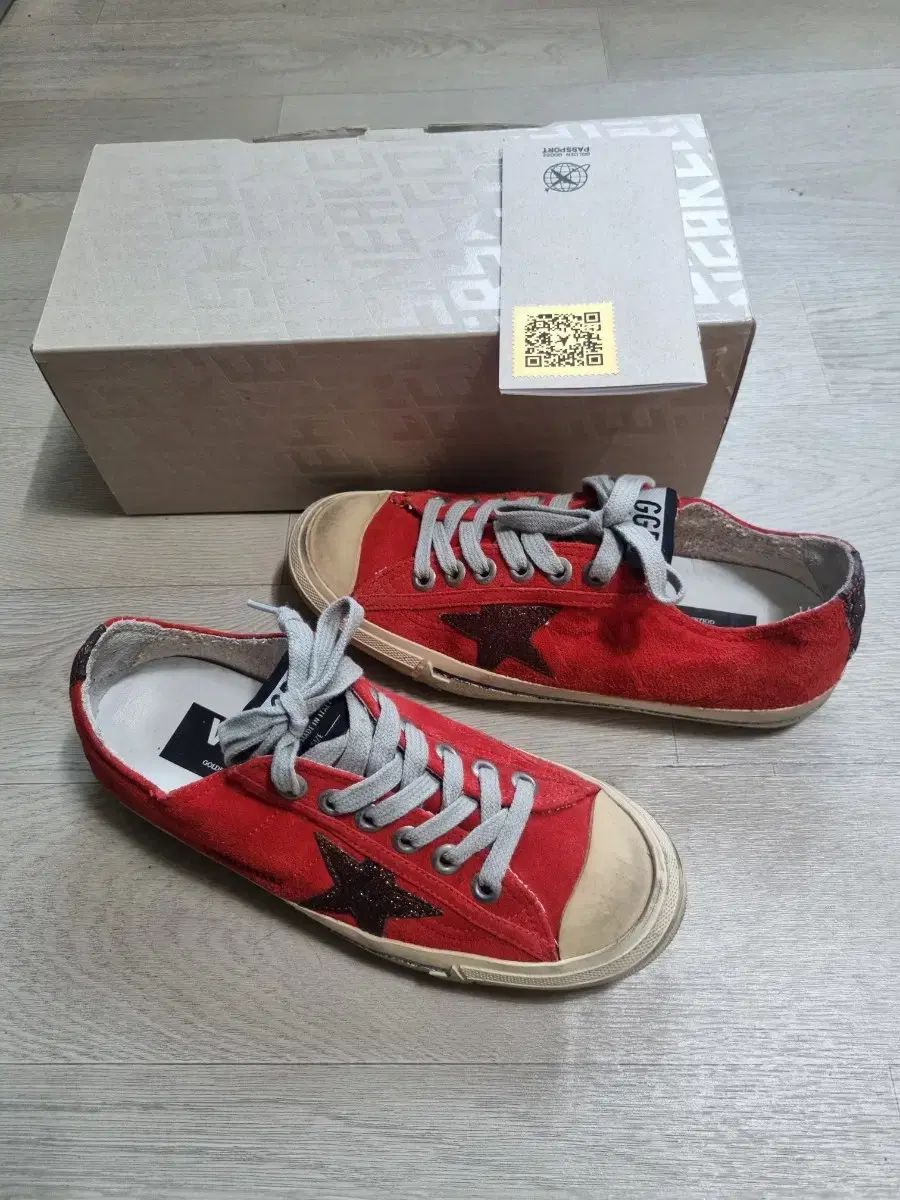 GOLDEN GOOSE ゴールデングース v スター 37 サイズ