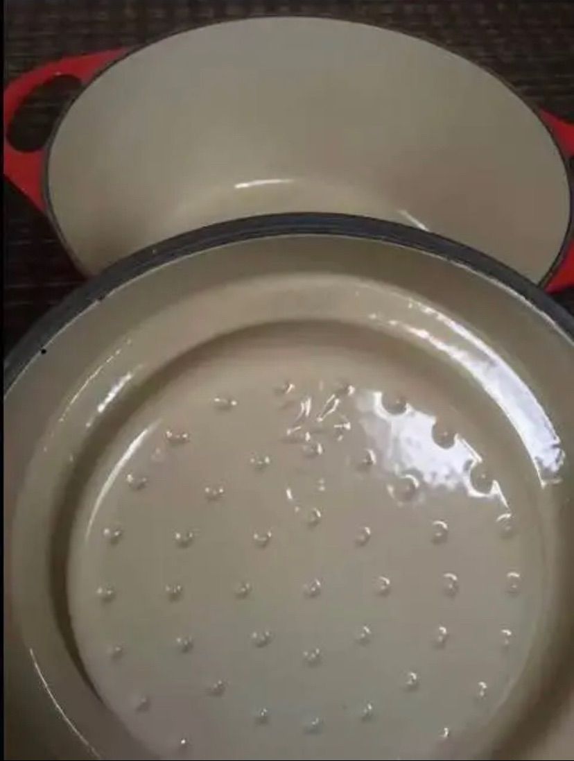 廃盤 貴重品】ル・クルーゼ デュッフ24cm 両手鍋 レッド - メルカリ