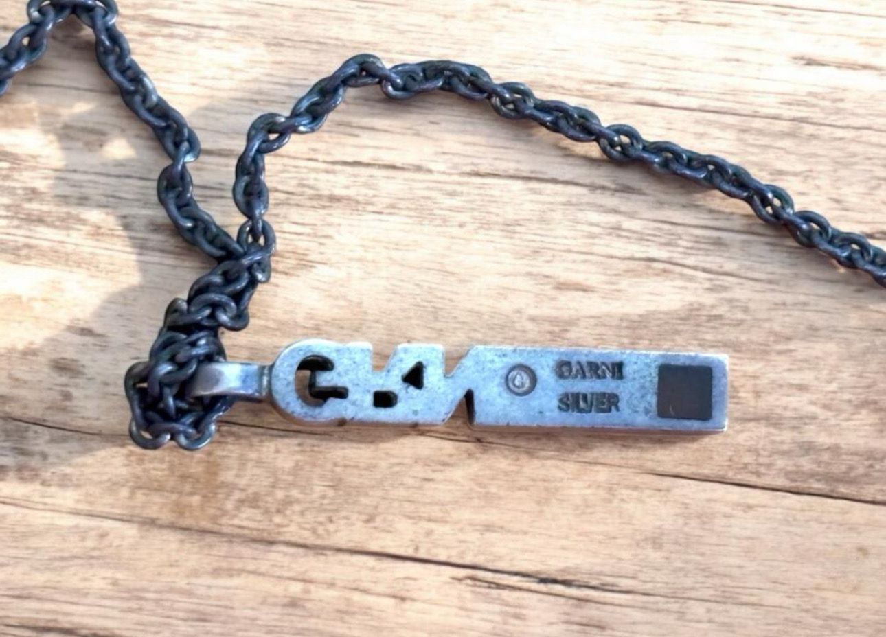 ガルニ ロゴペンダント