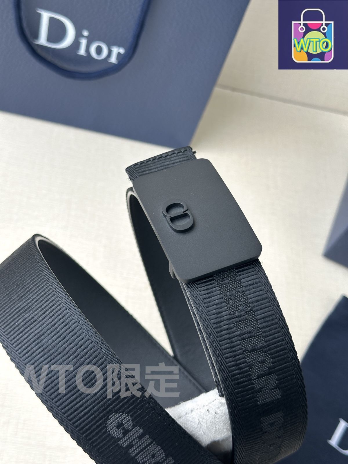 Dior メタルベルトバックル イタリア製　CDロゴ Dior メタルベルトバックル イタリア製 CDロゴ DIOR | CD Icon
