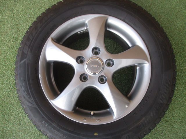 み トップラン 185 65R15 スタッドレスタイヤ４本SET フリード 5穴車 CR-Z スイフトスポーツ