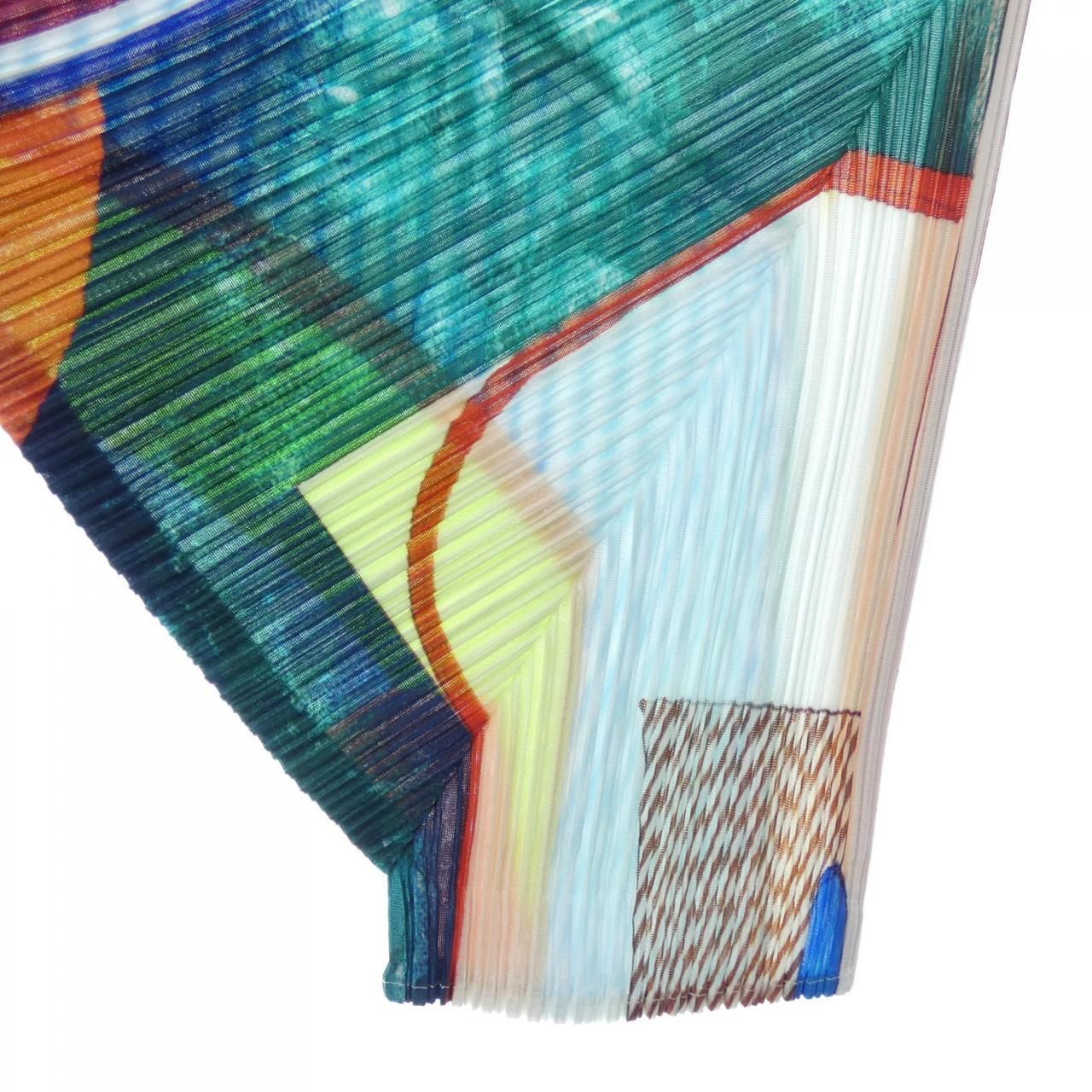 プリーツプリーズ