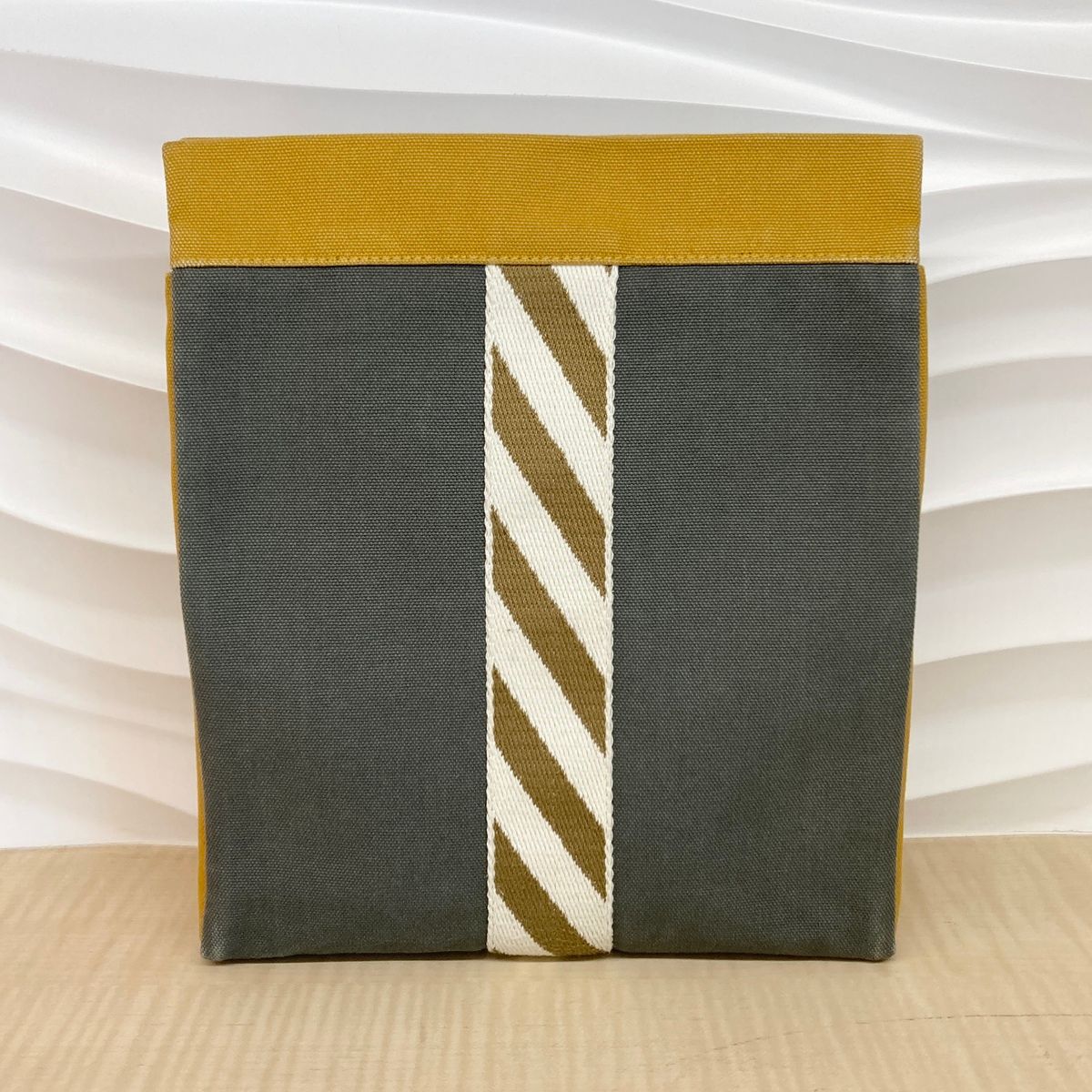 HERMES エルメス クラッチバッグ ジメトゥジャンピング ポーチ ユニセックス コットン グレー|ブラウン|キャメル