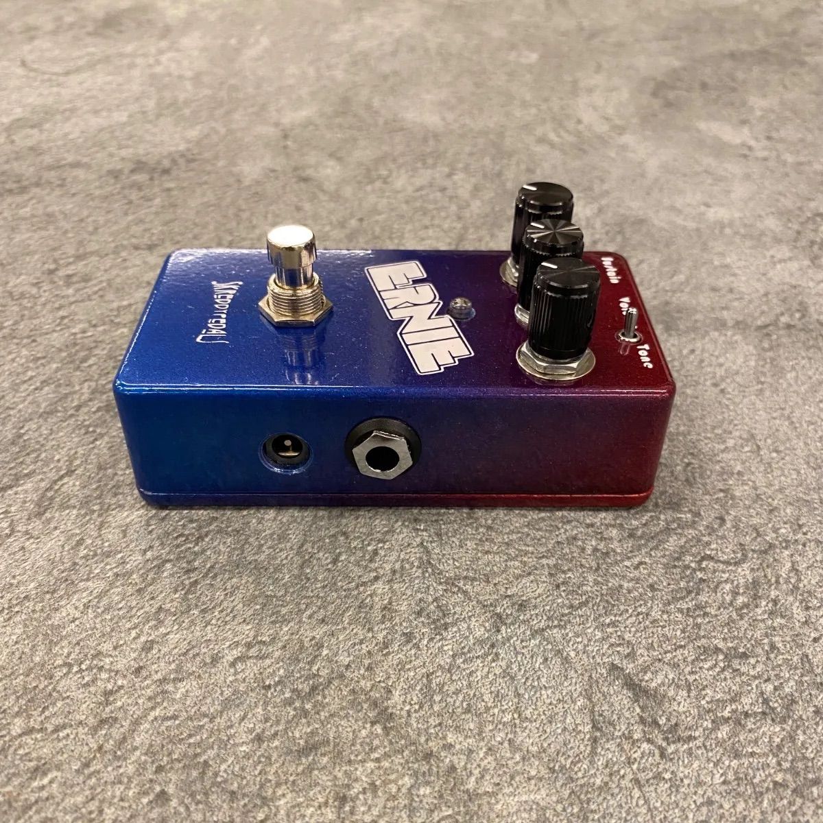 新品】Skreddy Pedals Ernie / a48596【箱付き｜ファズ】 - メルカリ