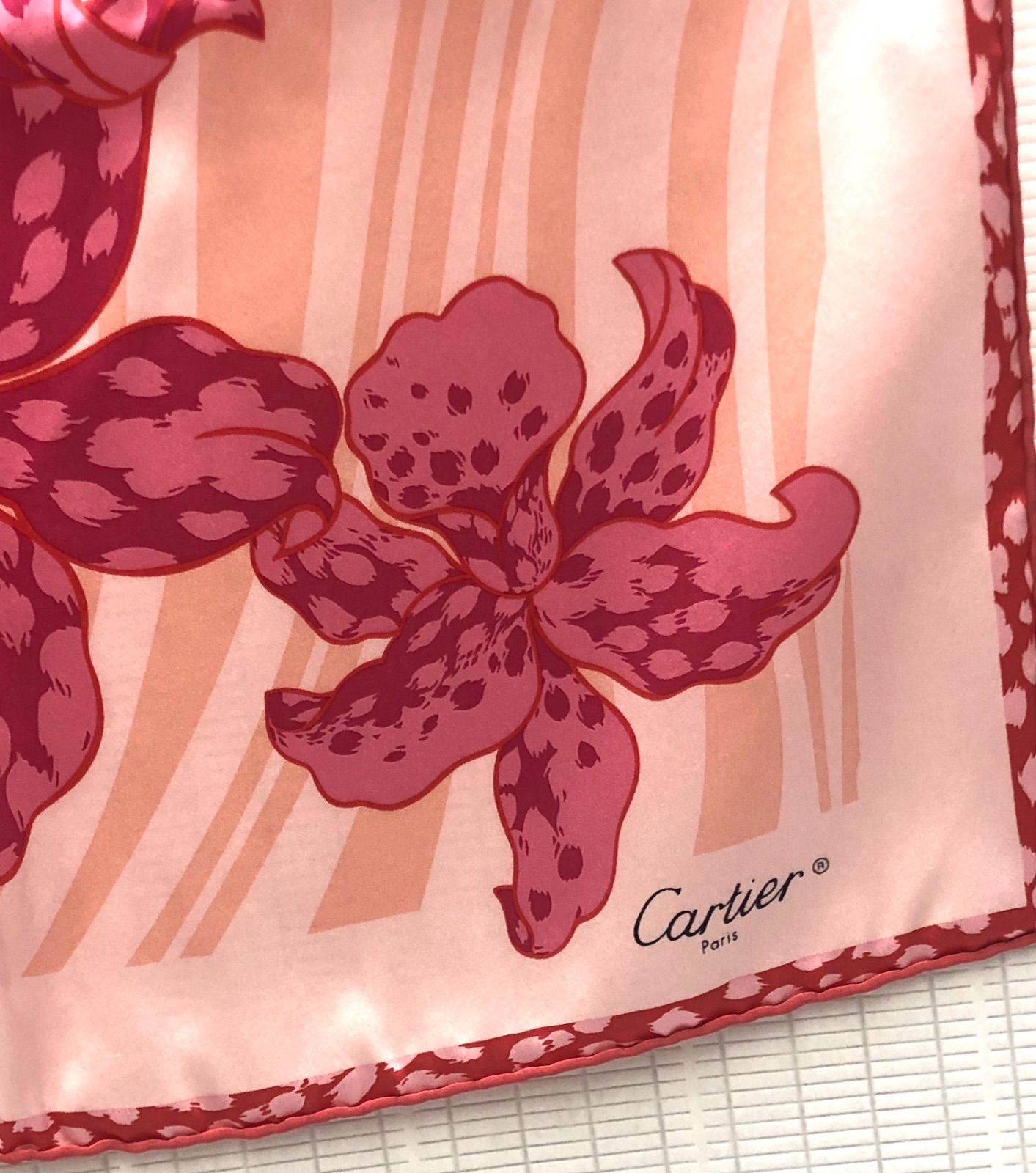 カルティエ Cartier/スカーフ 花柄 ロゴ 紅赤 レッド 植物