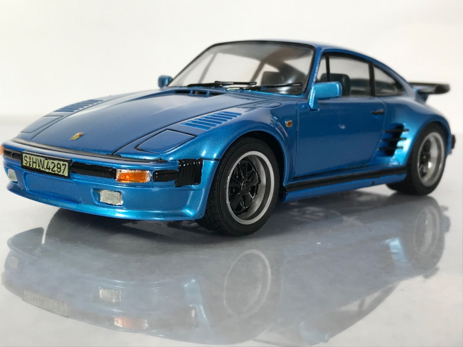 ポルシェ911ターボクーペフラットノーズ タミヤ1/24スポーツカー 