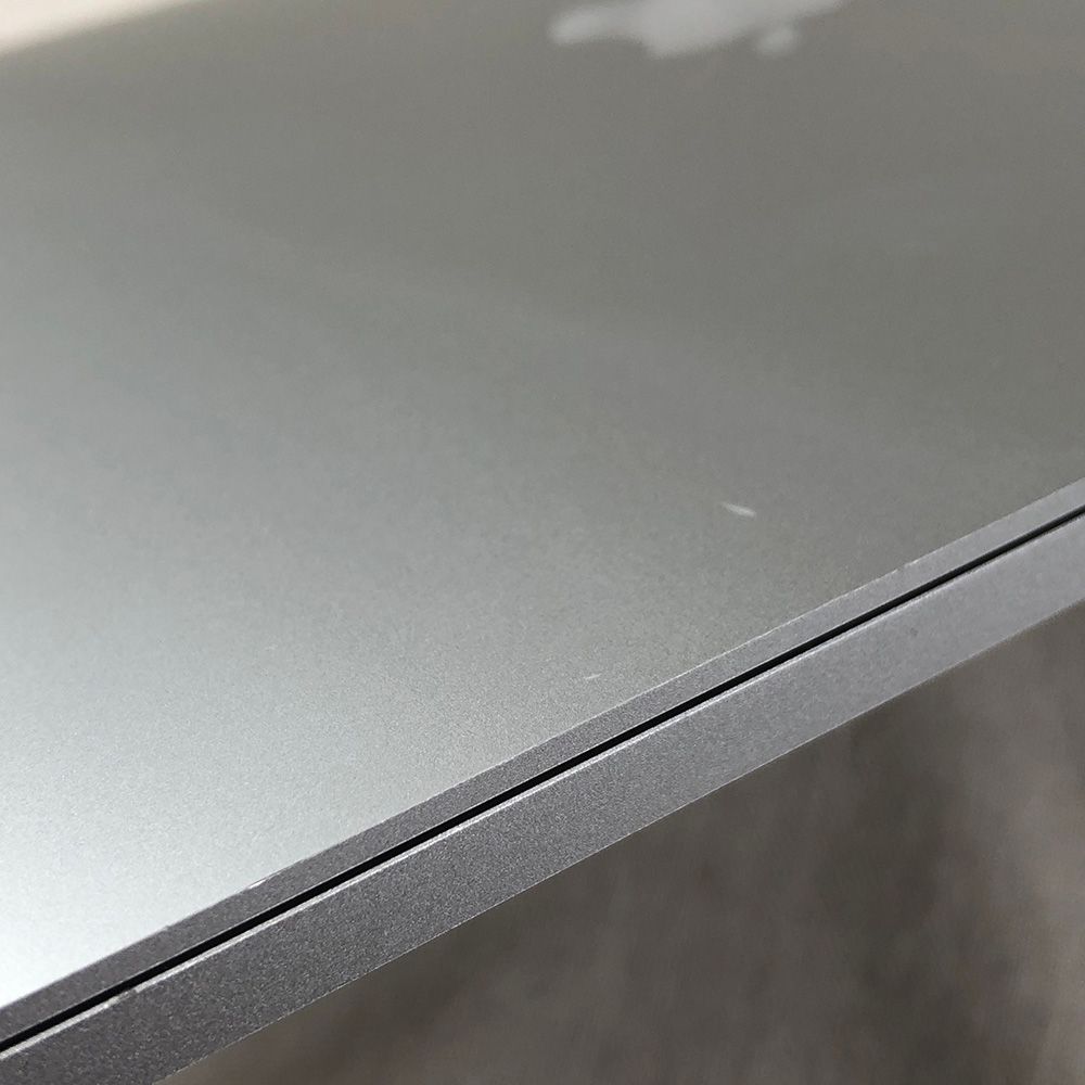 【本体のみ】Apple MacBook Pro (13インチ M1 2020)【M1チップ・メモリ16GB・SSD256GB】A2338 EMC3578/LT-250796（329038）