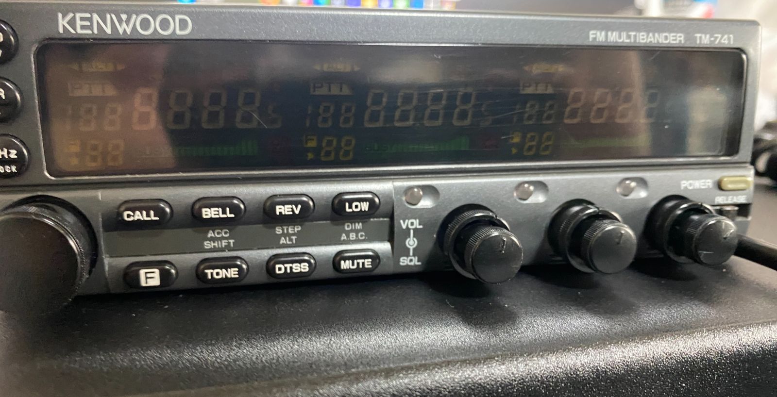 人気 KENWOOD TM-741 アマチュア無線機 ☆無線機☆マイク付き☆tm-741