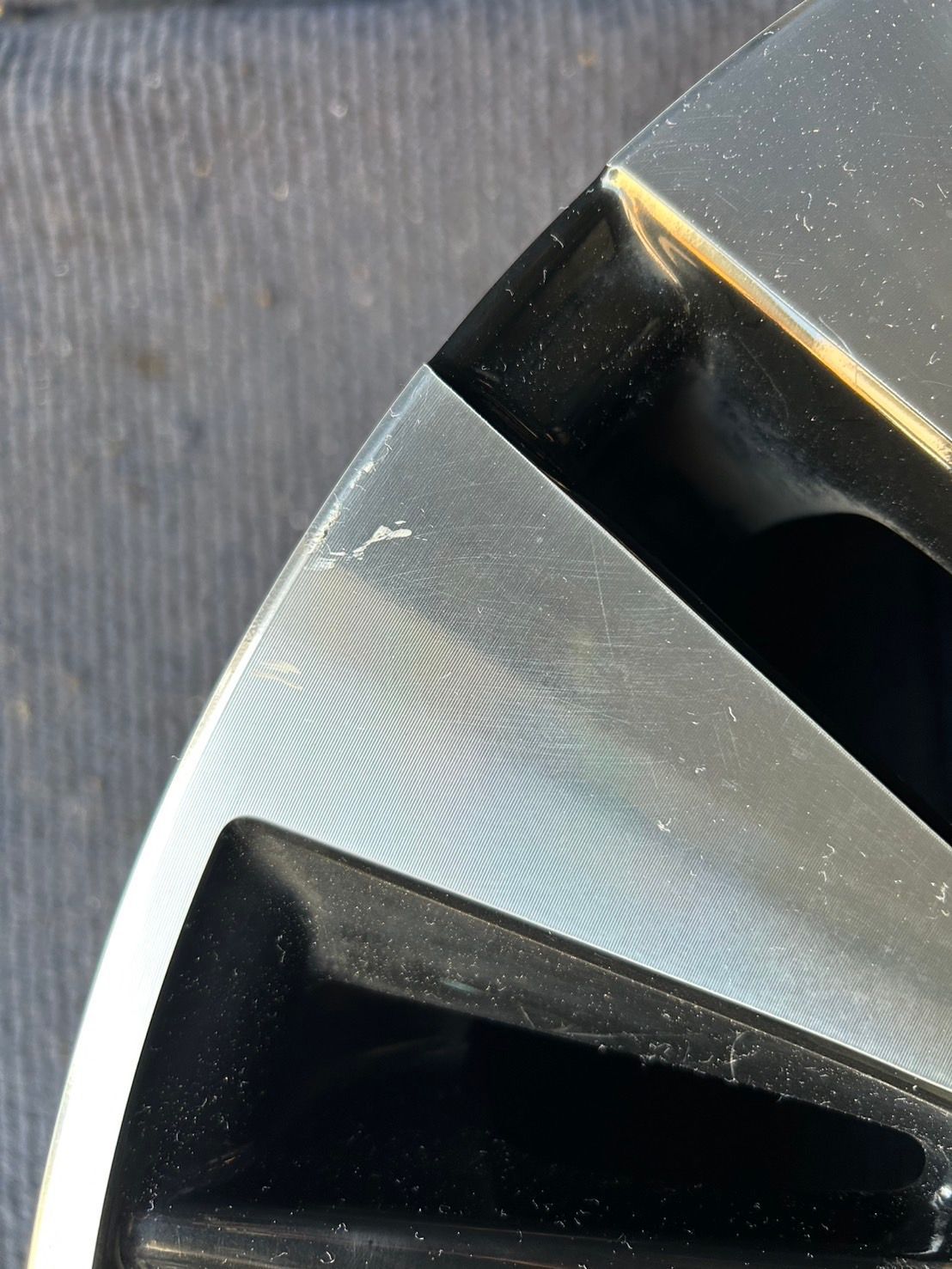 TOYOTA 30系アルファード 純正 18インチ ホイール1本 7.5J 45 PCD114.3 ハブ径約60 No.713