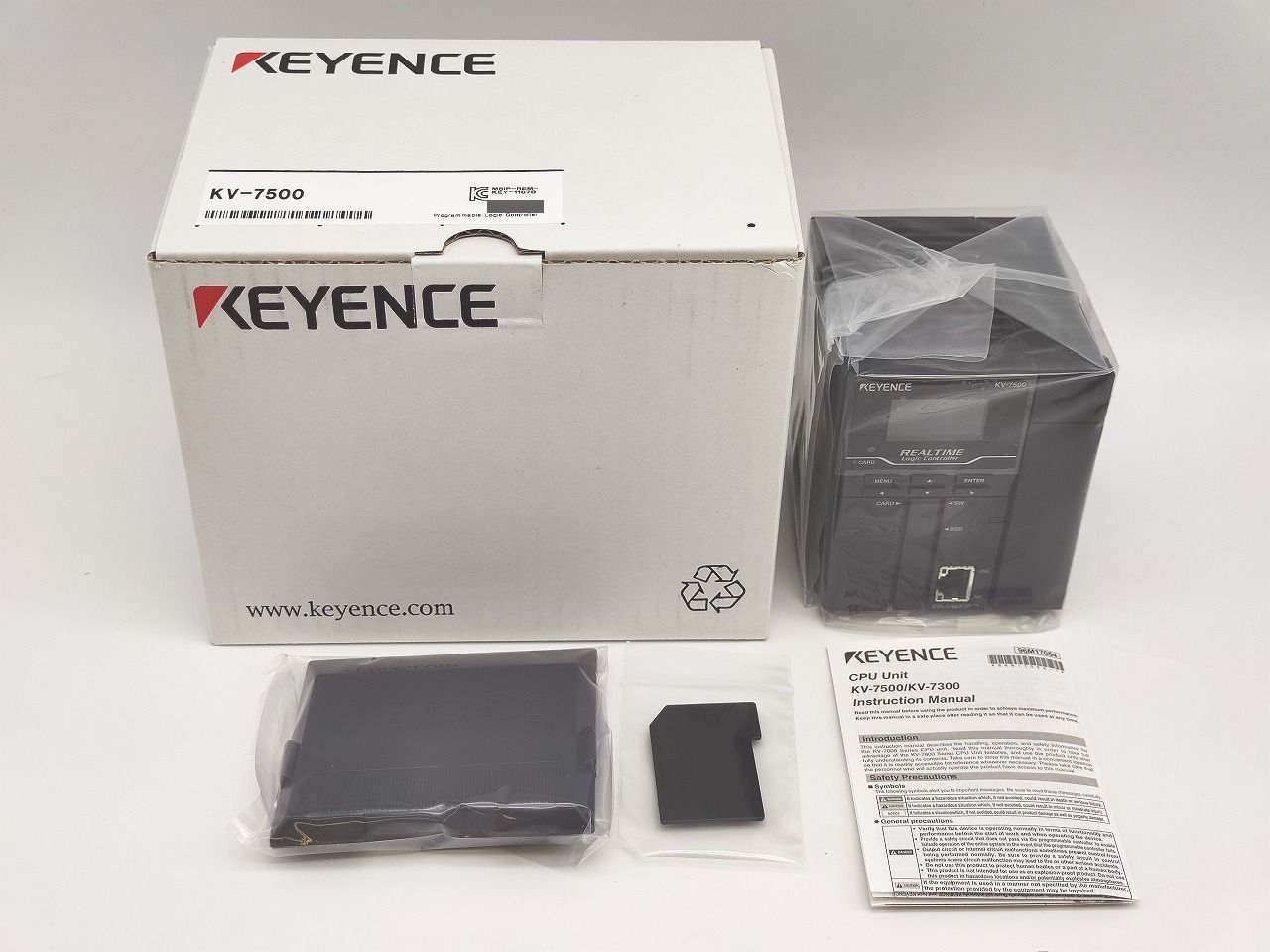 新品未開封2023年製KEYENCE キーエンス KV-7500L 正規品動作保証 国内 