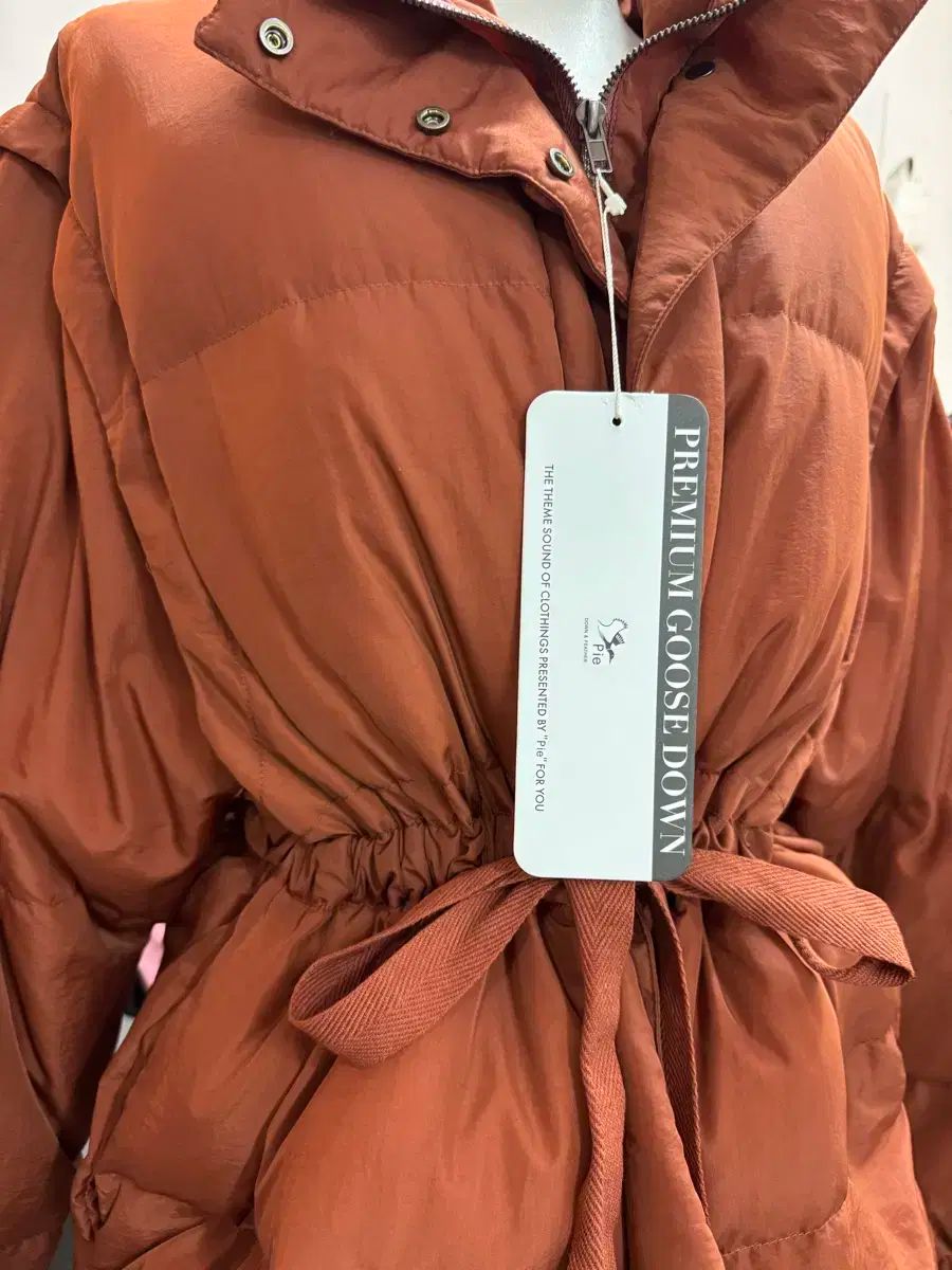 ダウンベストも可