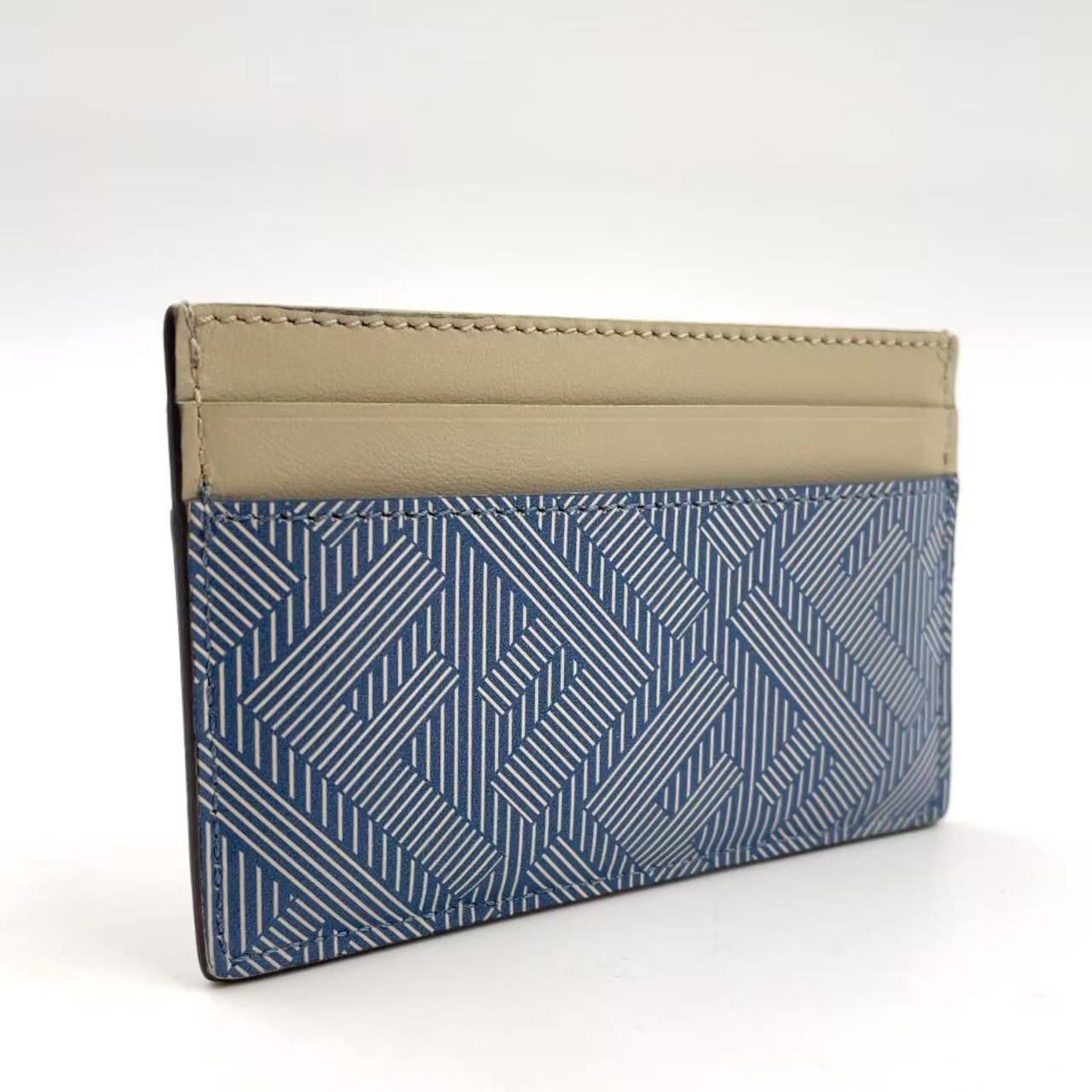 ブルーグレー×ベージュ