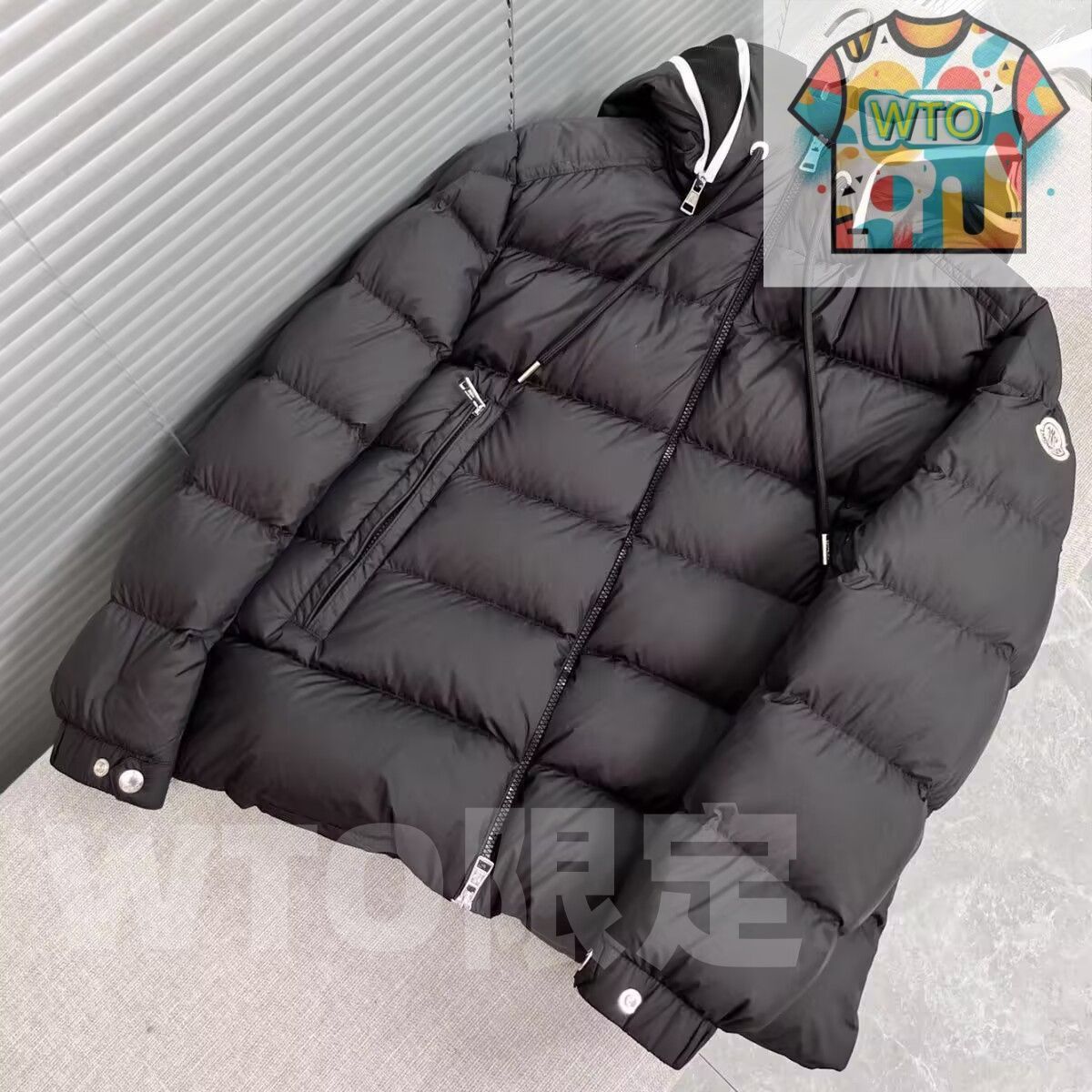 モンクレール　ブラック ダウンジャケット MONCLER Matt Black モンクレール マットブラック ダウン