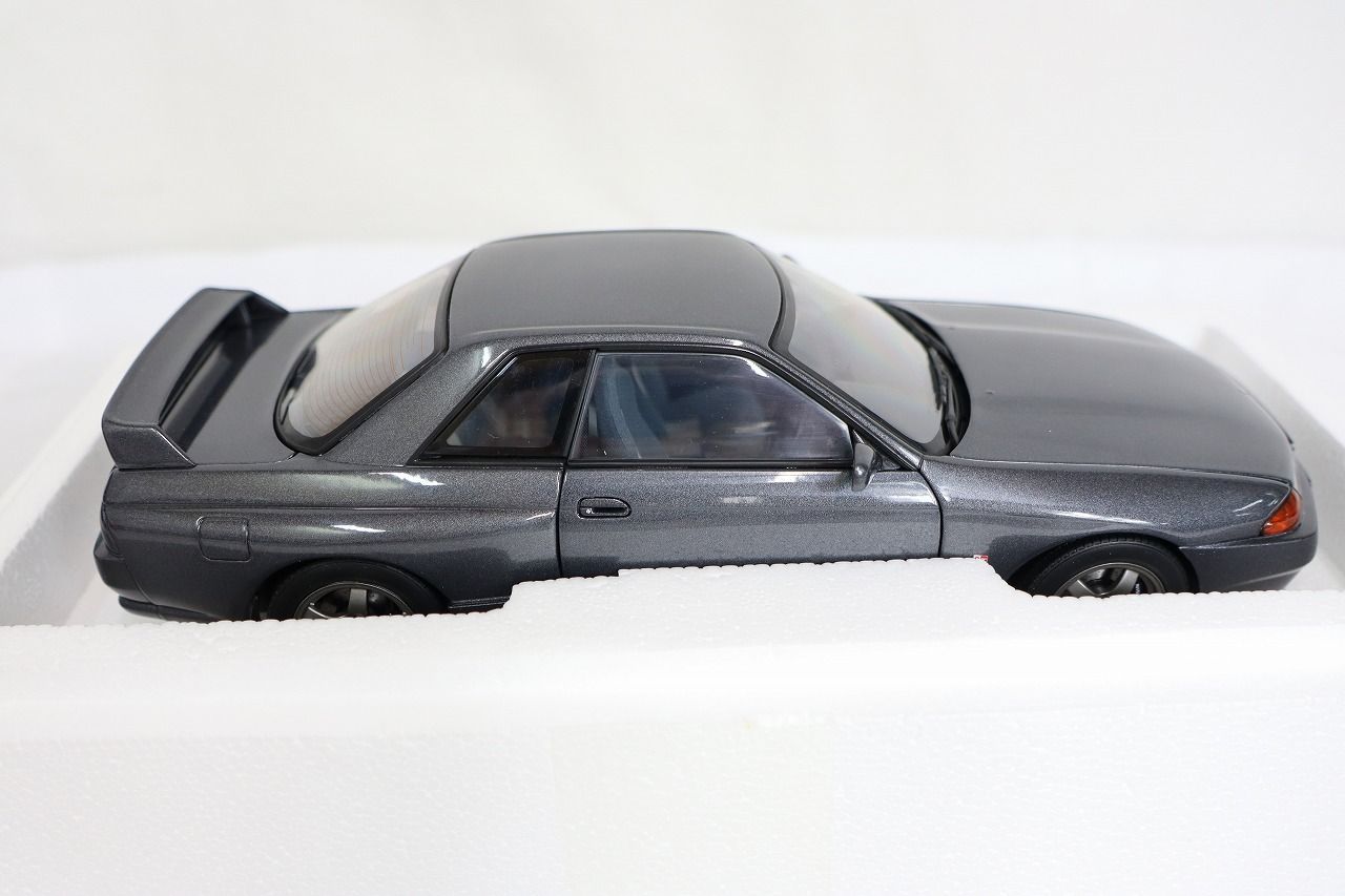 オートアート 1/18 日産 スカイラインGT-R R32 NISMO Amazon | オートアート 1/18 日産 スカイライン GT-R R32 N1