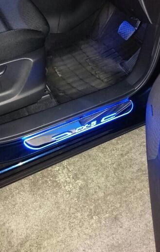 CX５ スカッフプレート マツダ CX-5 KE系 青 LED 流れる ドア