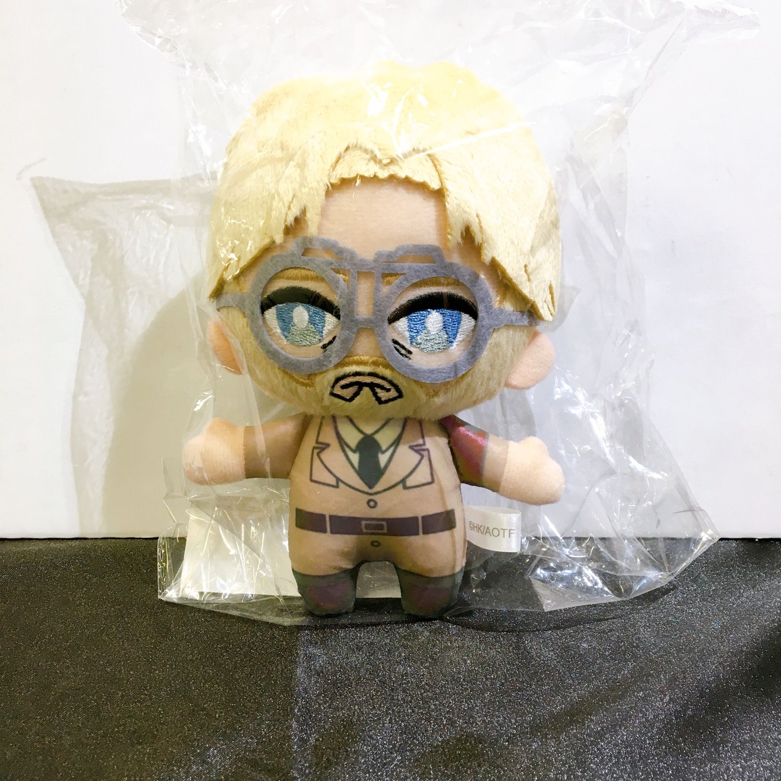 進撃の巨人　ジーク ジーク・イェーガー ぬいぐるみキーホルダー 進撃の巨人】オーロラリフレクションぬいぐるみ -ジーク