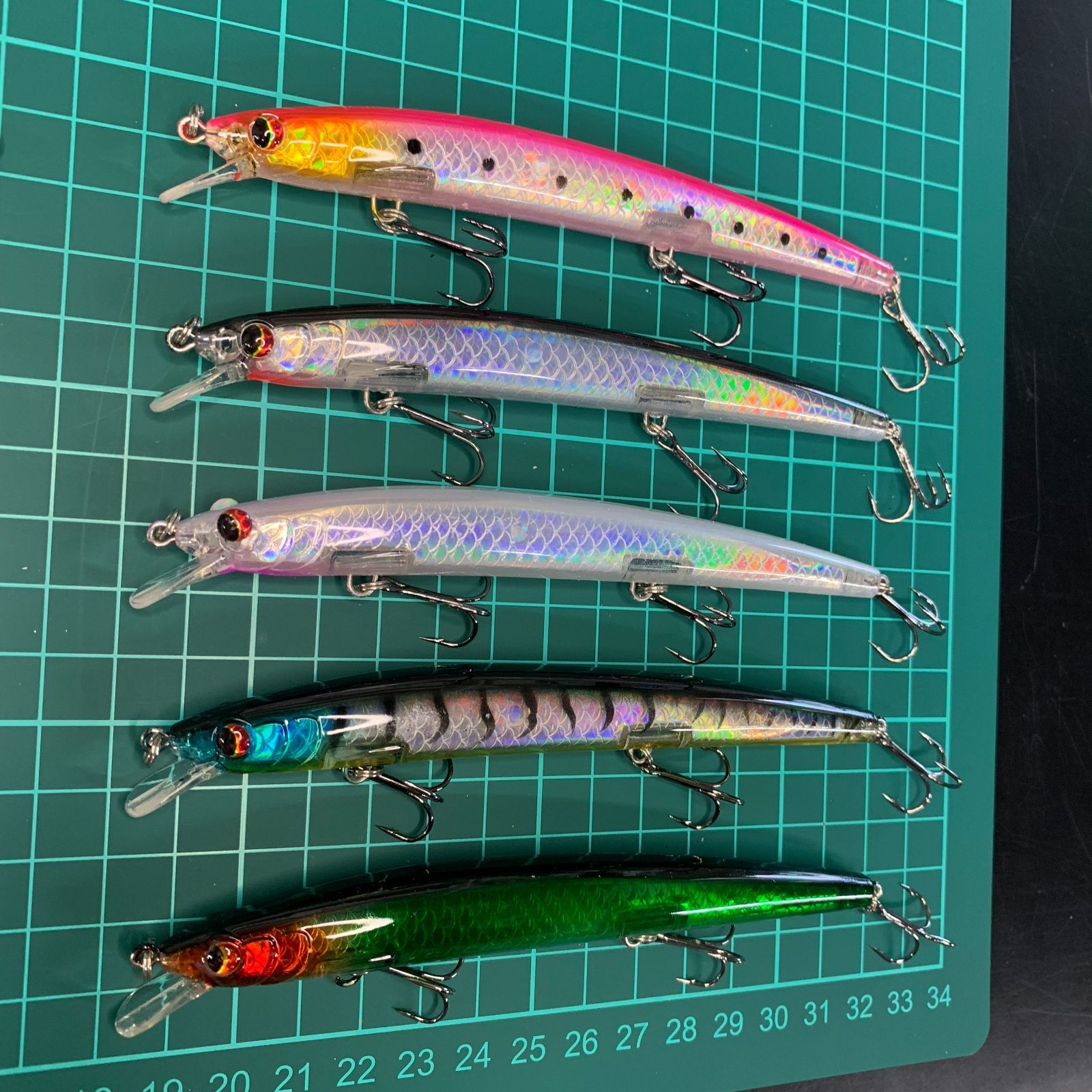 エリアトラウト ルアーセット 32個！！ エリアトラウト ルアーセット 32個！！ ルアーセット トラウトルアー エリアトラウト　ルアーセット　25個！