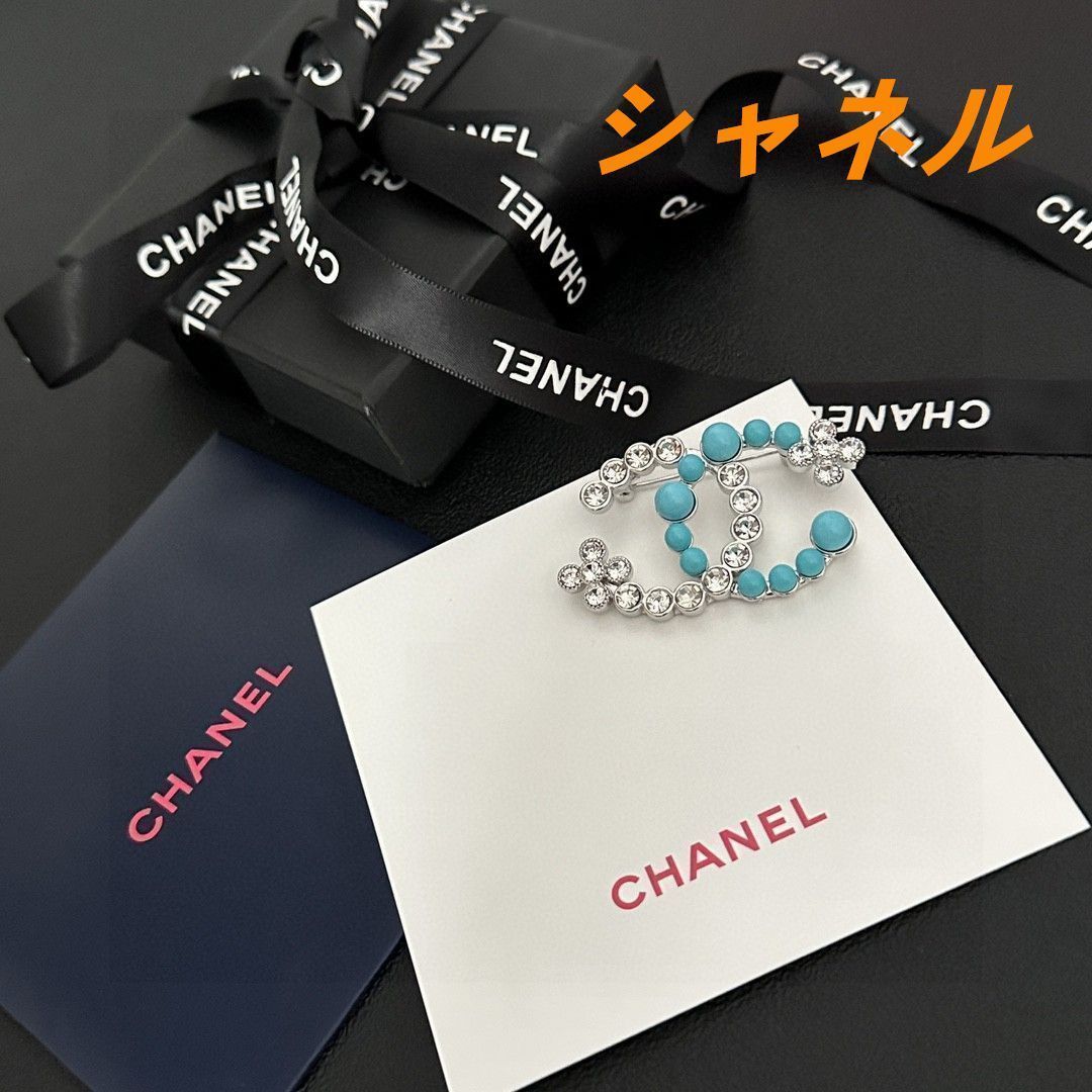 CHANEL】シャネル 新着 ラグジュアリー感溢れる 水晶＆グリーンパール ダブルCロゴ ブローチ R4789 - メルカリ