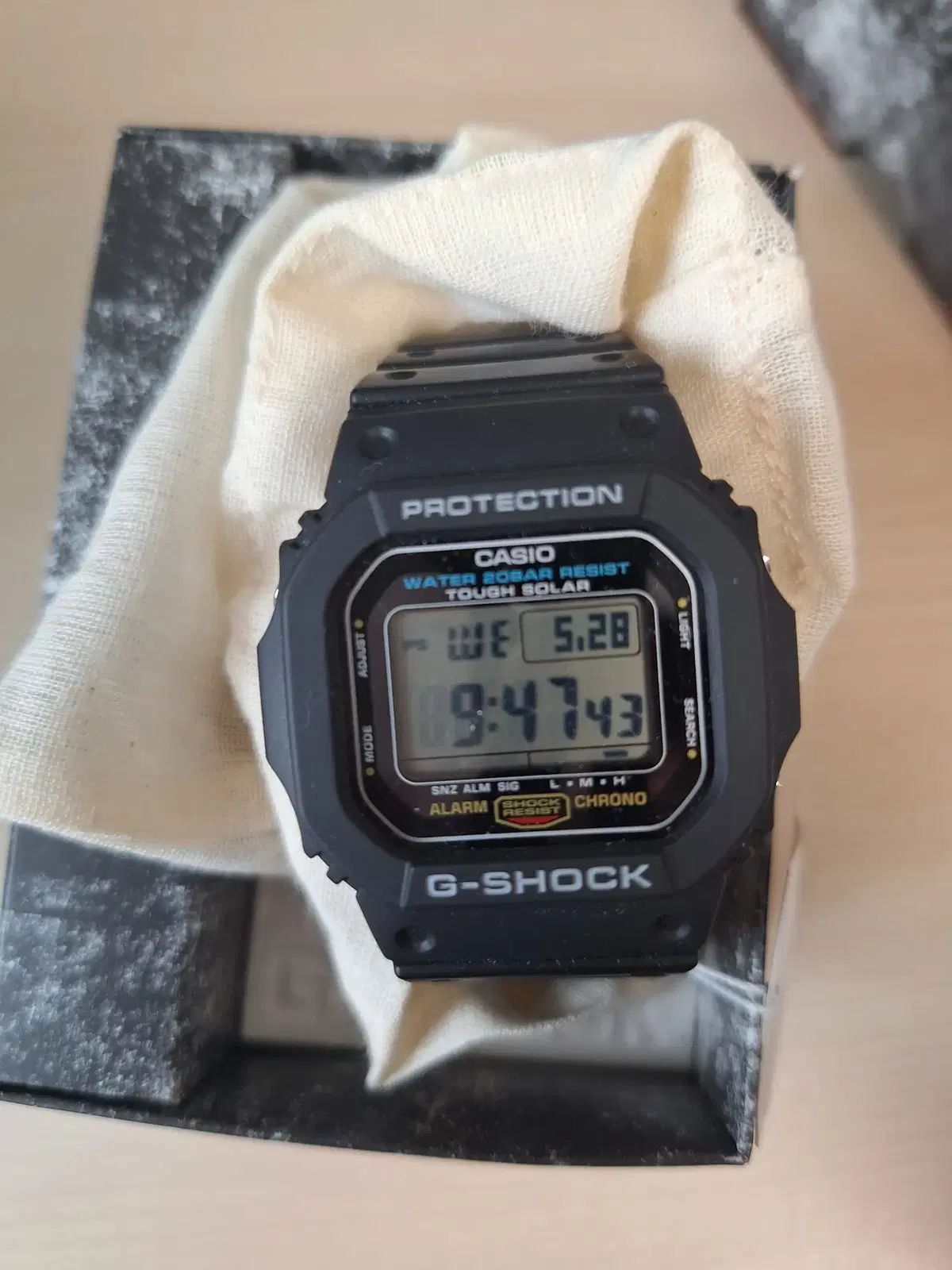 G-SHOCK ジーショック G ー 5600ue 1dr