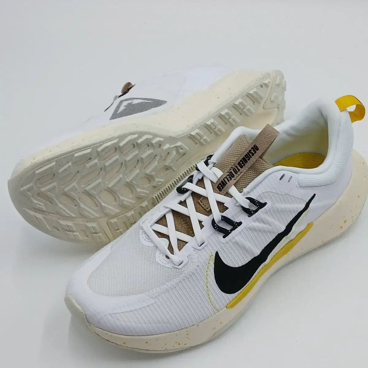 NIKE ナイキ 榁 トレイル マラソン ランニングシューズ