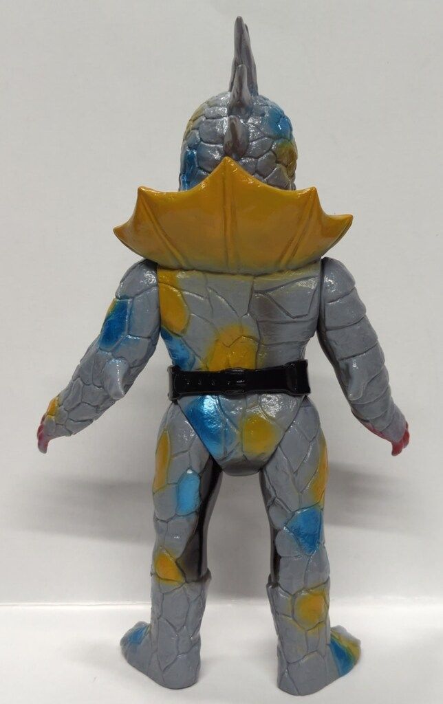 メディコム・トイ 東映レトロソフビコレクション 仮面ライダー 毒トカゲ男