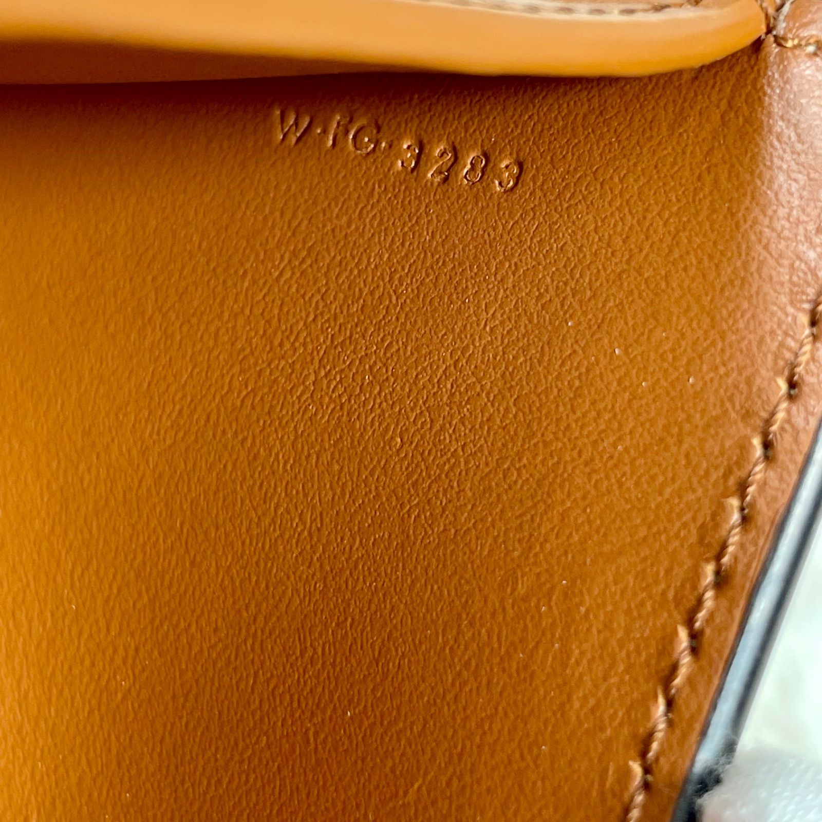 極美品】CELINE セリーヌ トリオンフ スモールフラップウォレット 三