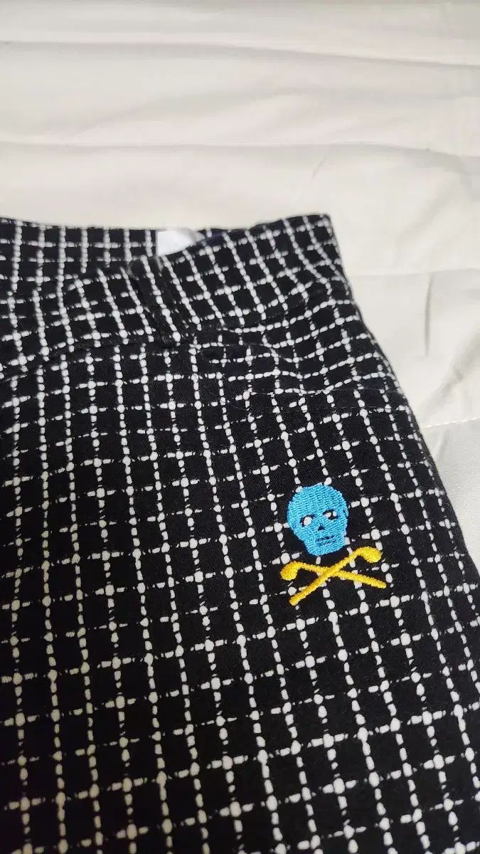 MARK - LONA マークアンドロナ ゴルフ ズボン25-26