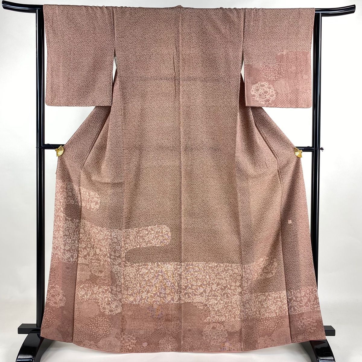 付下げ 身丈156.5cm 裄丈63.5cm S 袷 花唐草 ラメ 金銀彩 黒 正絹 美品  