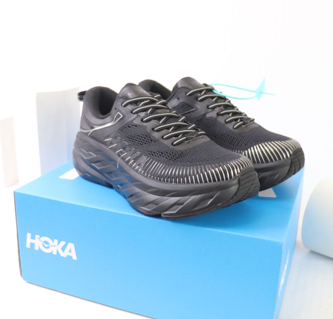 ホカオネオネ ボンダイ 7 HOKA ONE ONE BONDI 7 ランニングシューズ