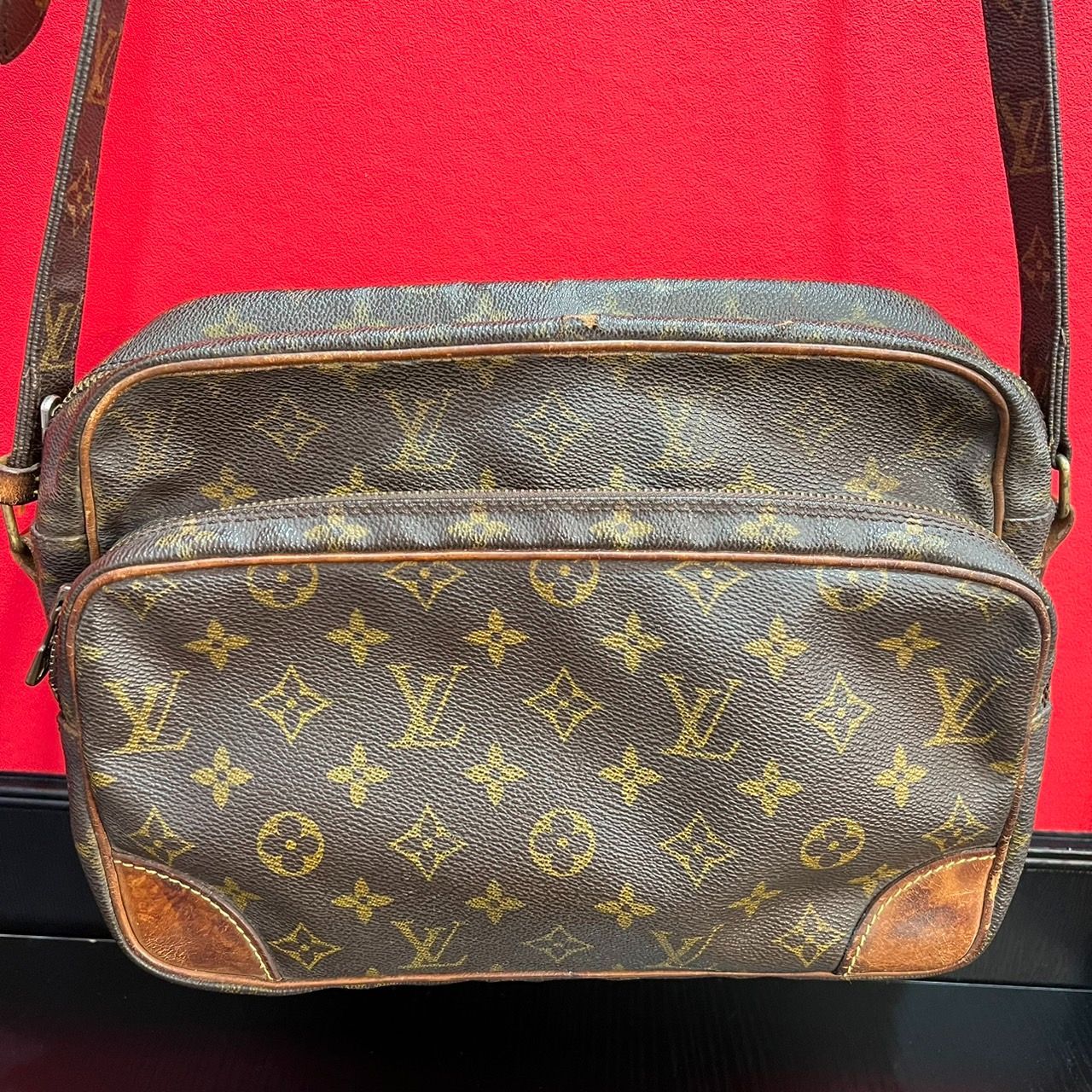 ☆Louis Vuitton ルイヴィトン ナイル モノグラム ショルダーバッグ ブラウン 茶色系 メンズ レディース ユニセックス 男女兼用  シリアルナンバー有 型番M45244 ヴィンテージ VINTAGE PVCレザー - メルカリ