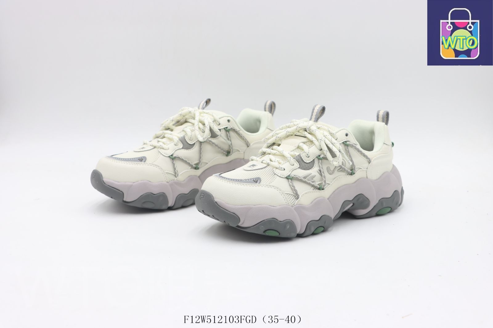 ダッドシューズ