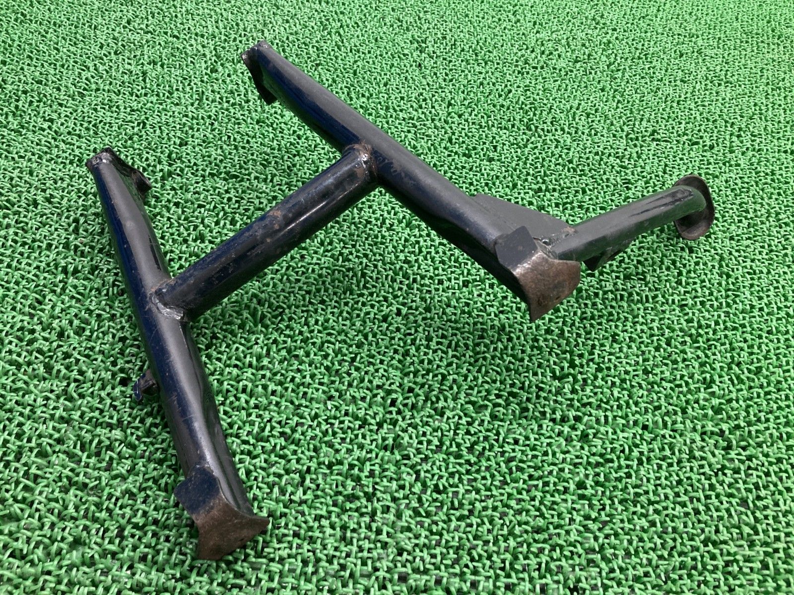 GPZ900R純正センタースタンド GPZ900R センタースタンド カワサキ 純正 中古 バイク 部品