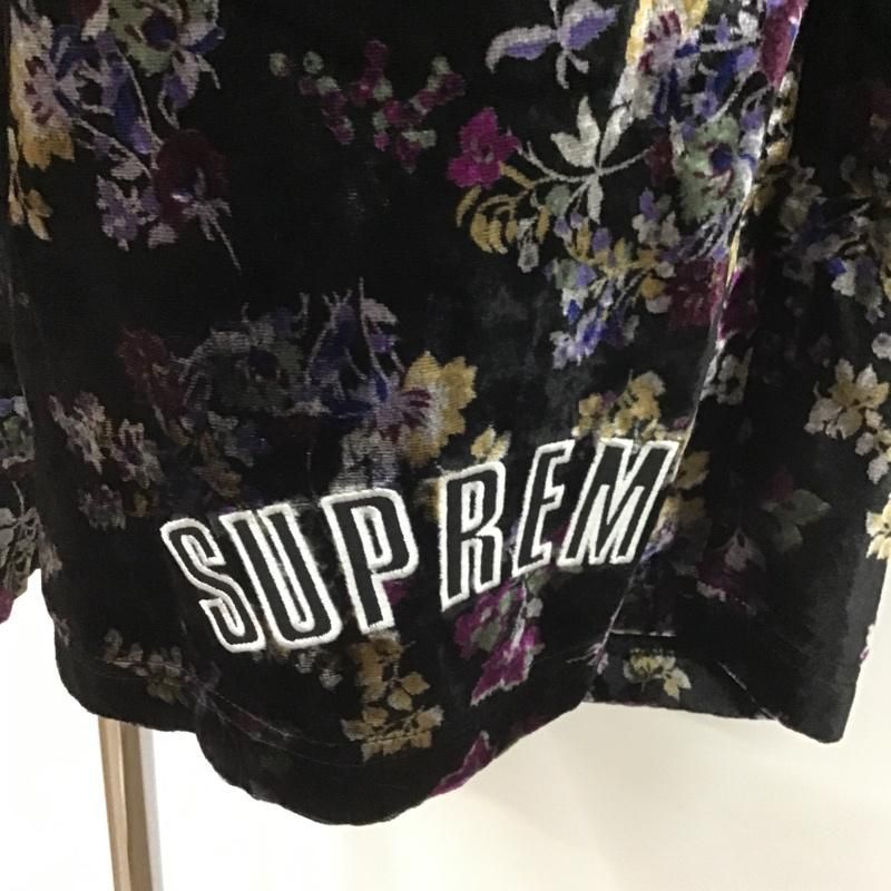 Supreme シュプリーム パンツ ショートパンツ Floral Velour Short