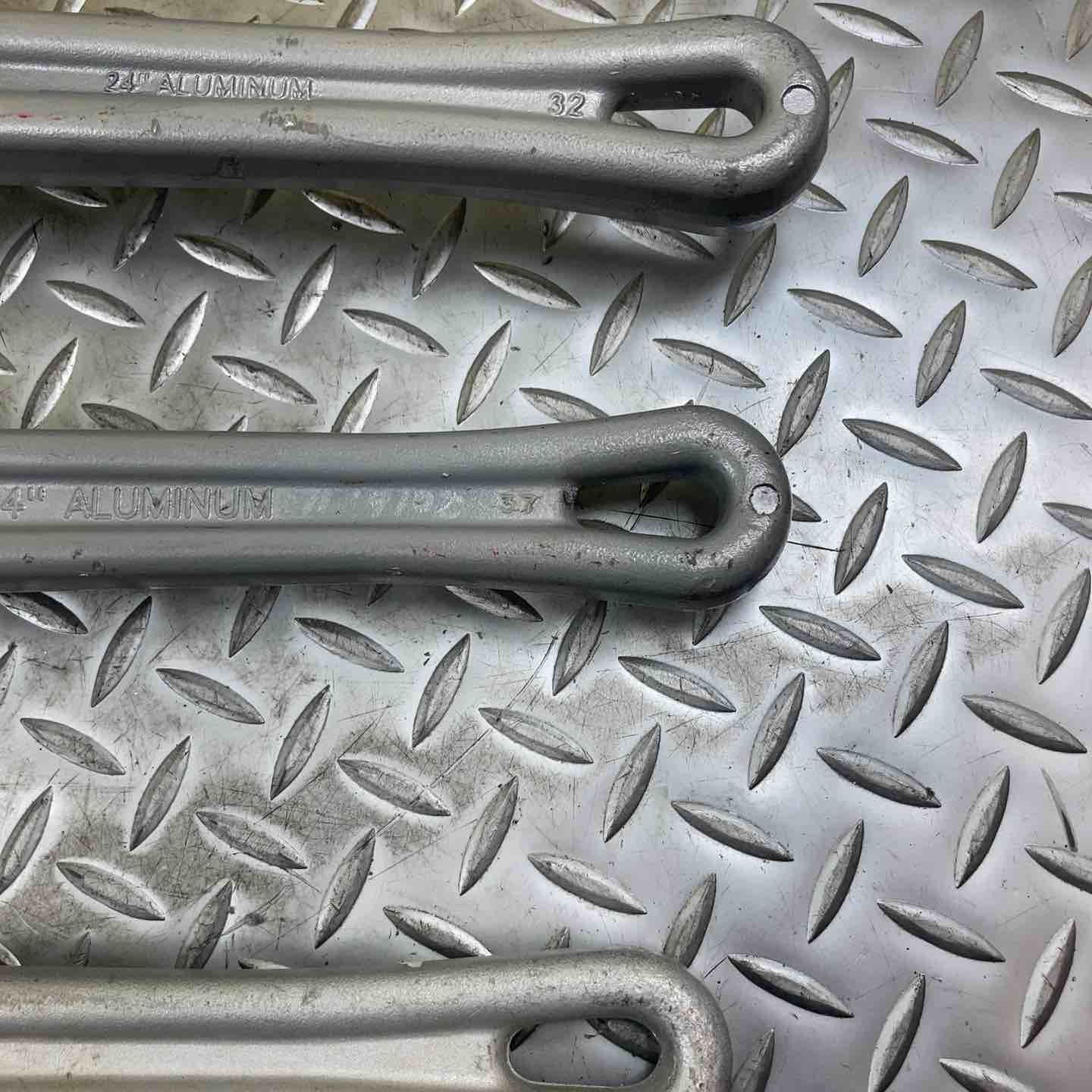 スーパーツール パイプレンチ