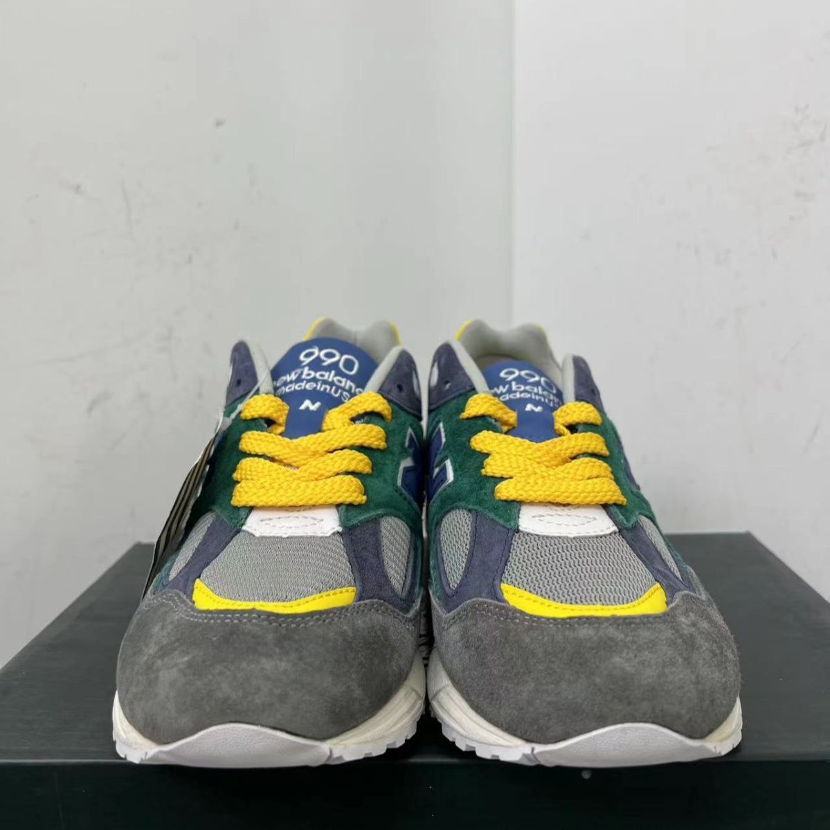 新品未使用ニューバランス AIME LEON DORE x New Balance NB 990 V2 スニーカー - メルカリ