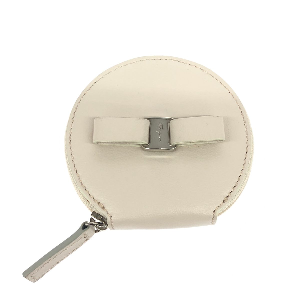 美品 Salvatore Ferragamo サルヴァトーレフェラガモ ヴァラ コイン 
