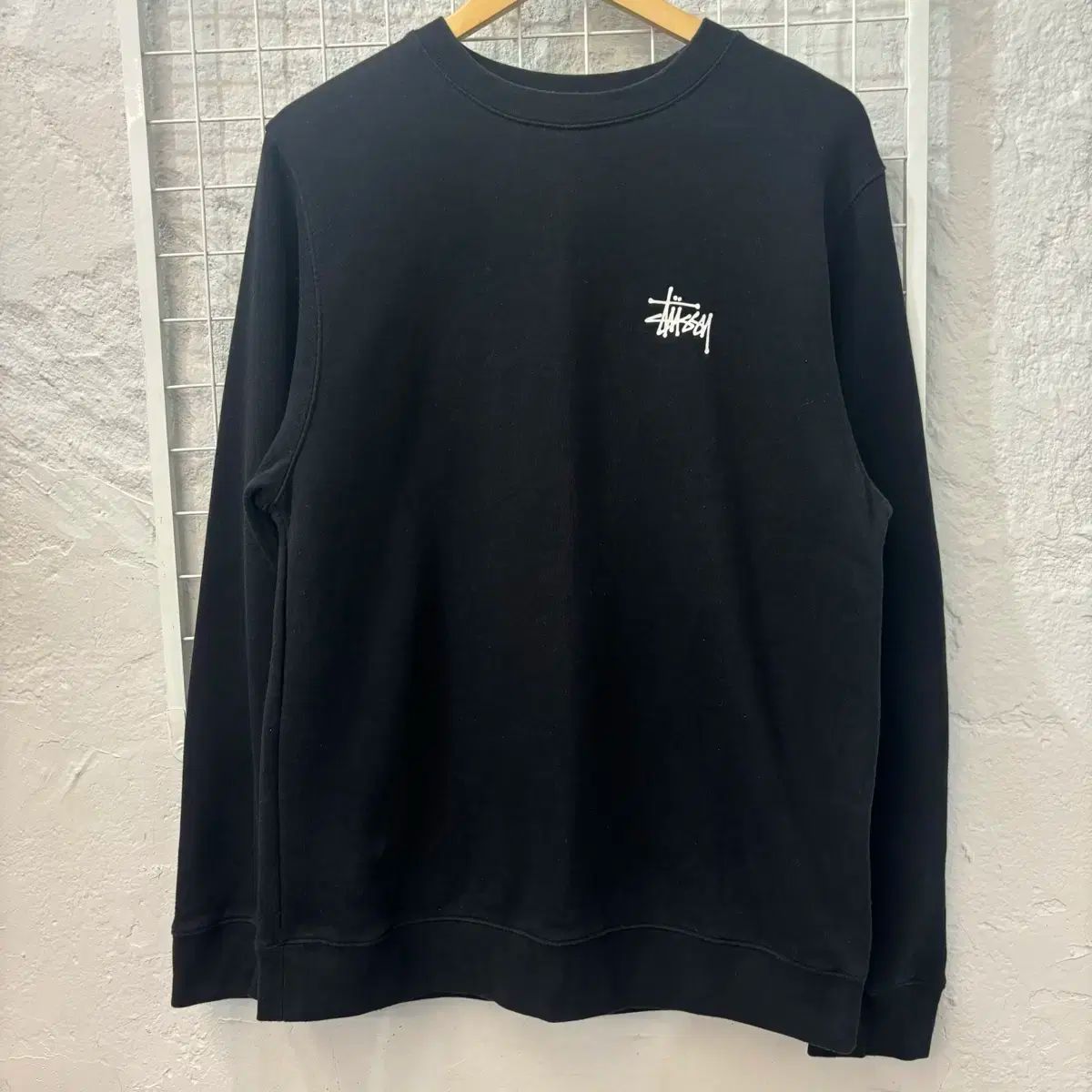 Stussy スウェット ビックロゴ 黒 ブラック STUSSY(ステューシー) ビッグ ロゴ ベーシック 黒 スウェット